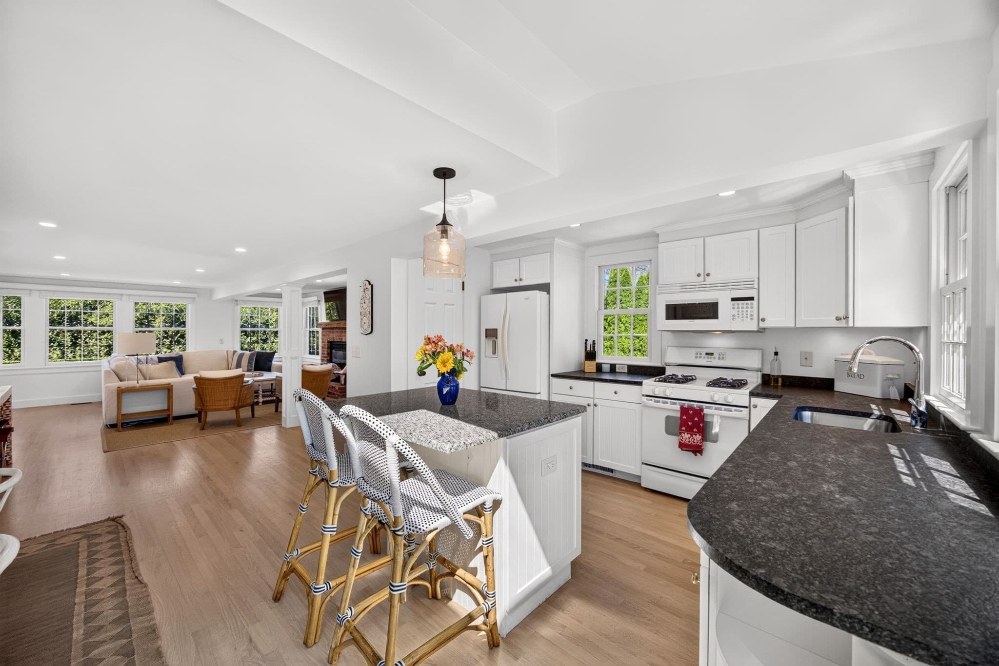 Single Family Residence at 10 Mill Hill Lane, Chatham MA 02633, Chatham, photo 15 of 42