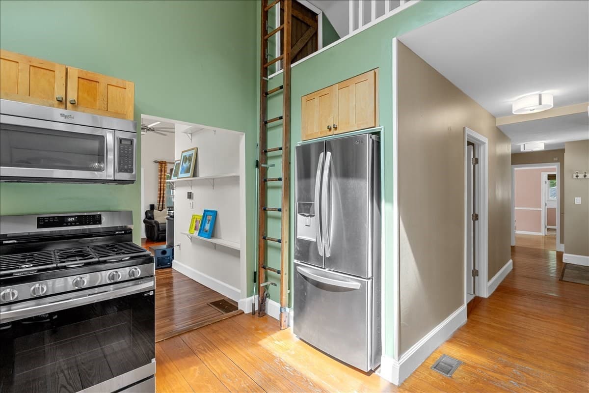 Single Family Residence at 51 Edgar Rd, Scituate MA 02066, Scituate, photo 11 of 25