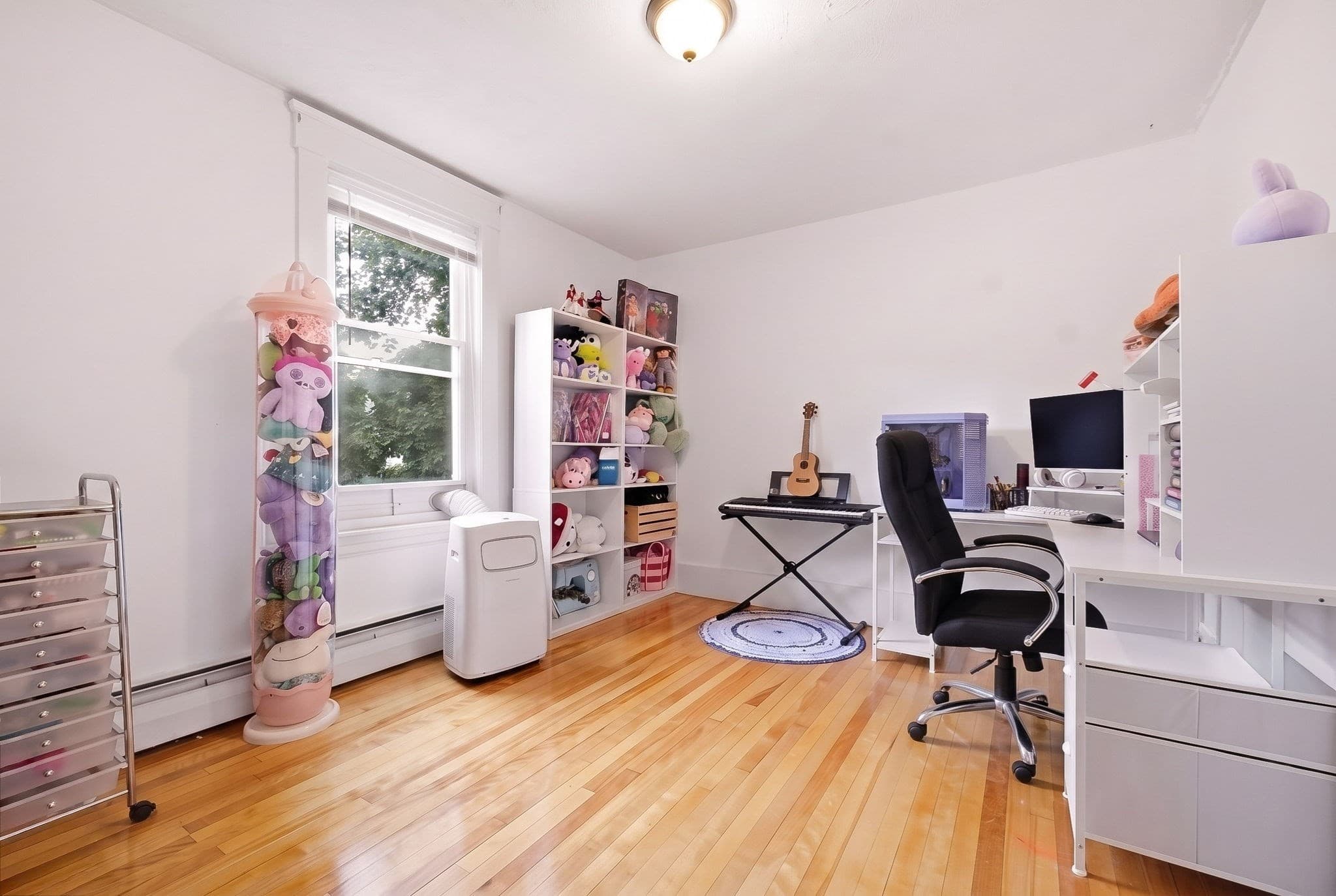 Single Family Residence at 209 Green St, Gardner MA 01440, Gardner, photo 22 of 42