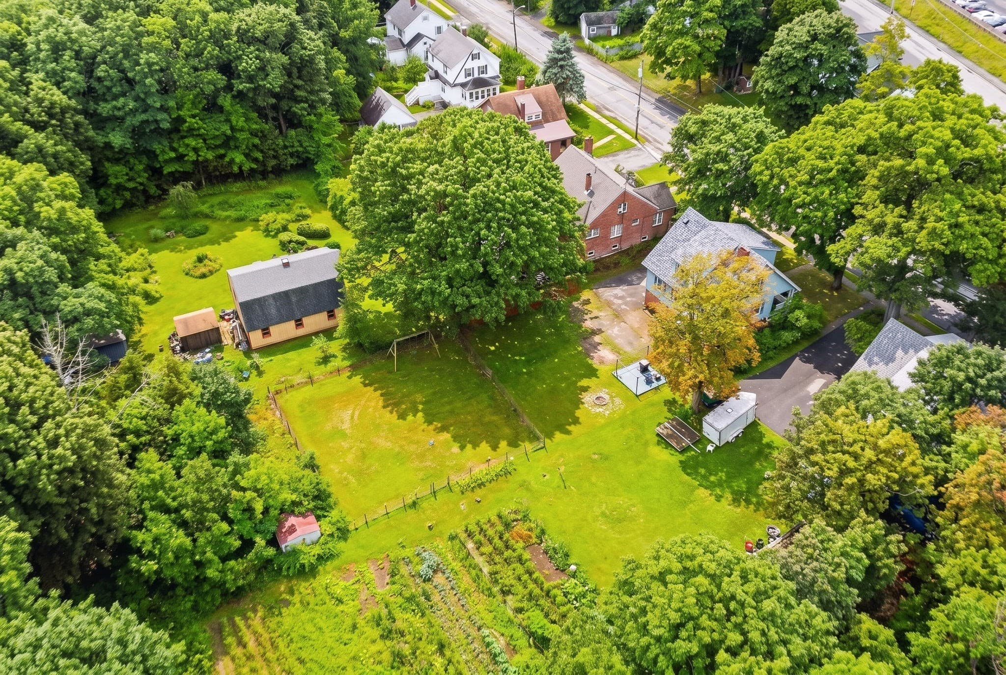 Single Family Residence at 209 Green St, Gardner MA 01440, Gardner, photo 36 of 42