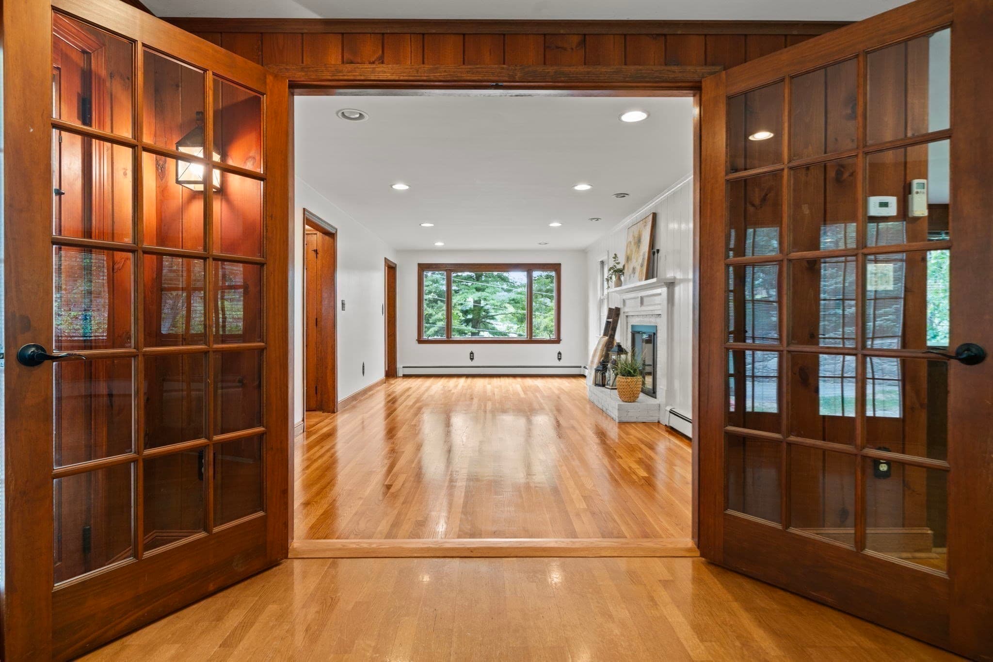 Single Family Residence at 102 Oak Ridge Drive, Ayer MA 01432, Ayer, photo 13 of 39