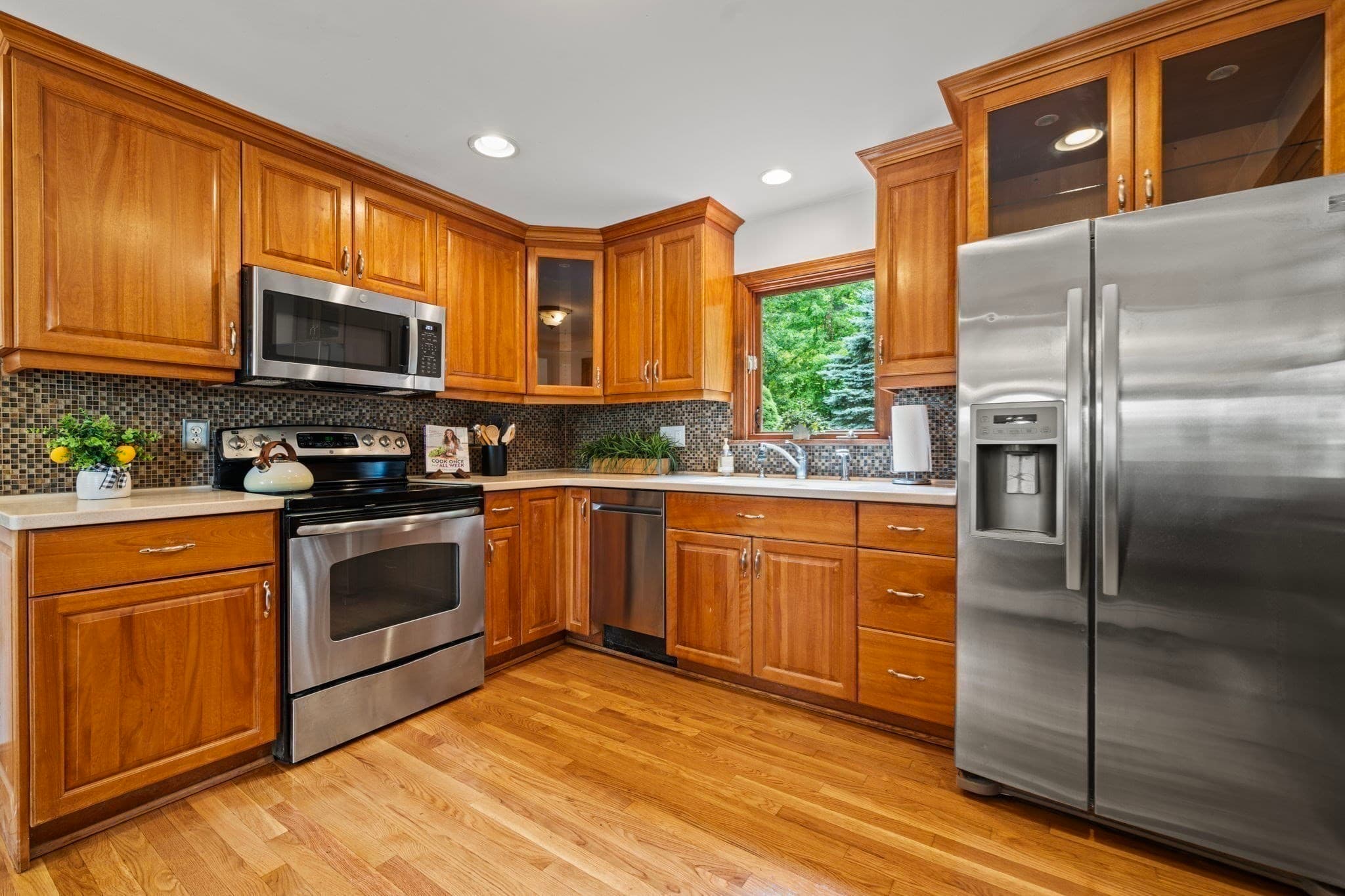 Single Family Residence at 102 Oak Ridge Drive, Ayer MA 01432, Ayer, photo 4 of 39