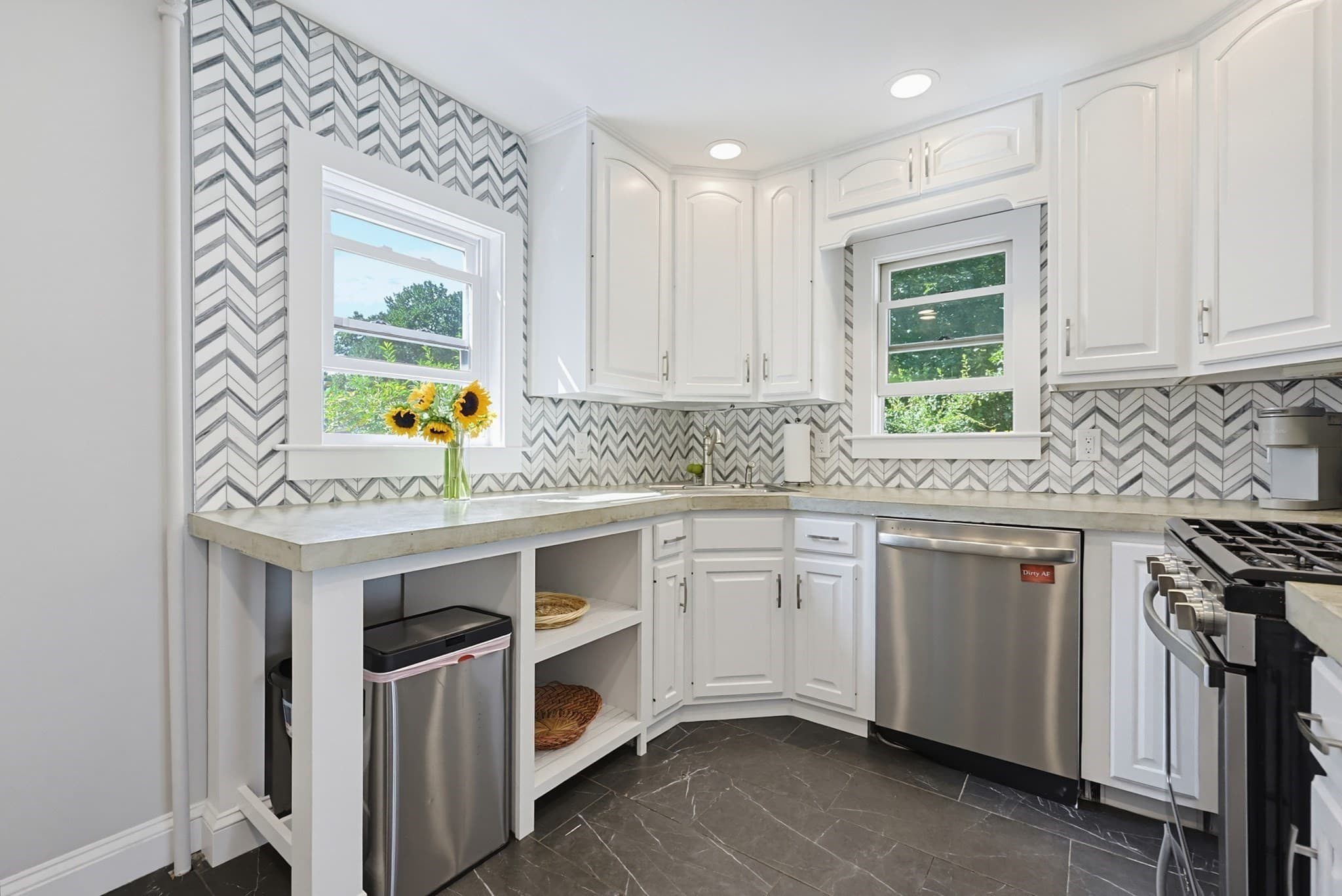 Single Family Residence at 24 Talbot Ter, Uxbridge MA 01569, Uxbridge, photo 13 of 28