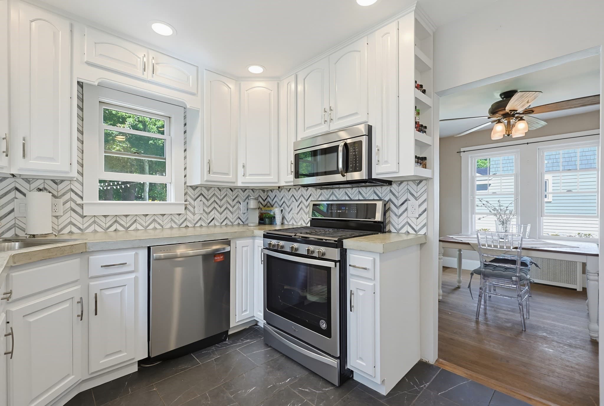 Single Family Residence at 24 Talbot Ter, Uxbridge MA 01569, Uxbridge, photo 12 of 28
