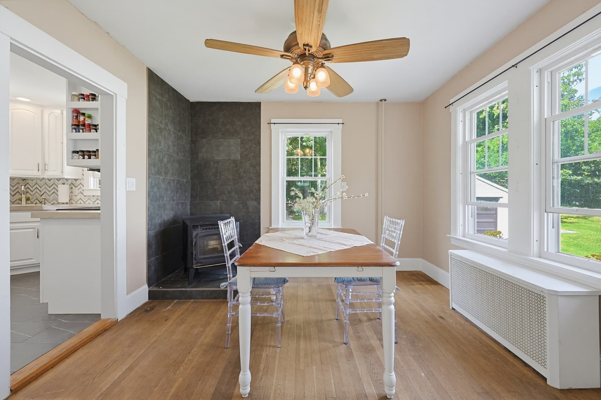 Single Family Residence at 24 Talbot Ter, Uxbridge MA 01569, Uxbridge, photo 8 of 28
