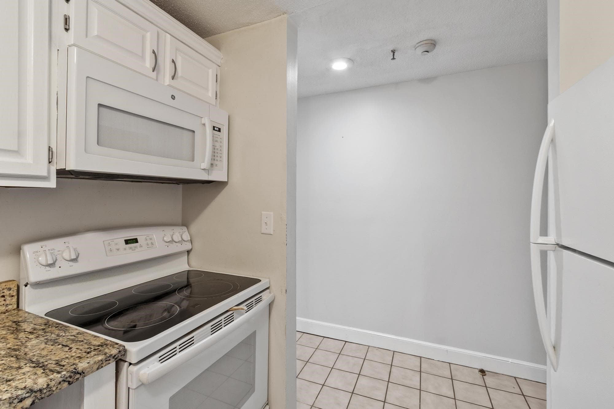 Condominium at 219 Central Street # 3E, Lowell MA 01852, Lowell, photo 15 of 35