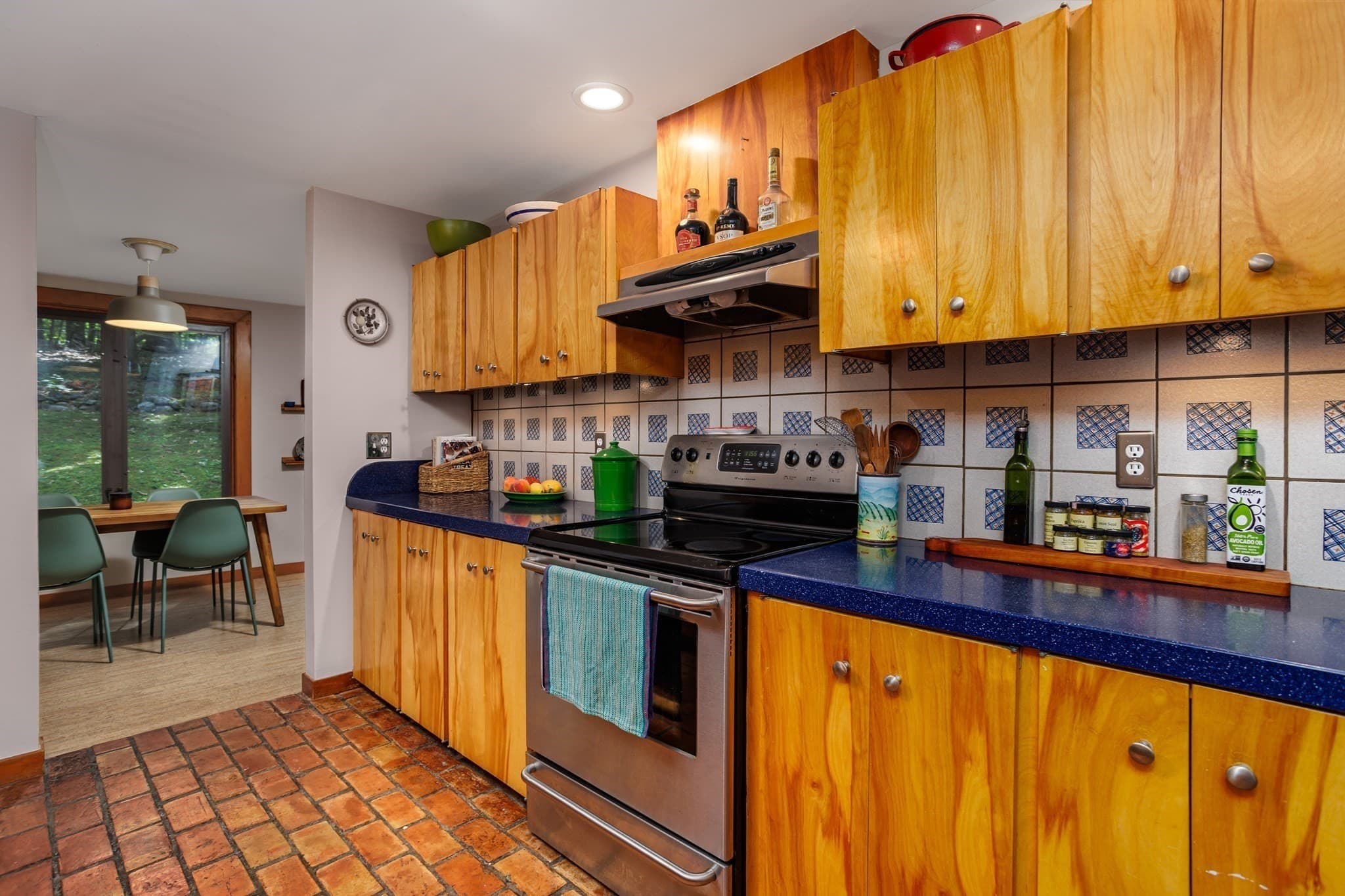 Single Family Residence at 23-25 Hog Hill Rd, Pepperell MA 01463, Pepperell, photo 5 of 41