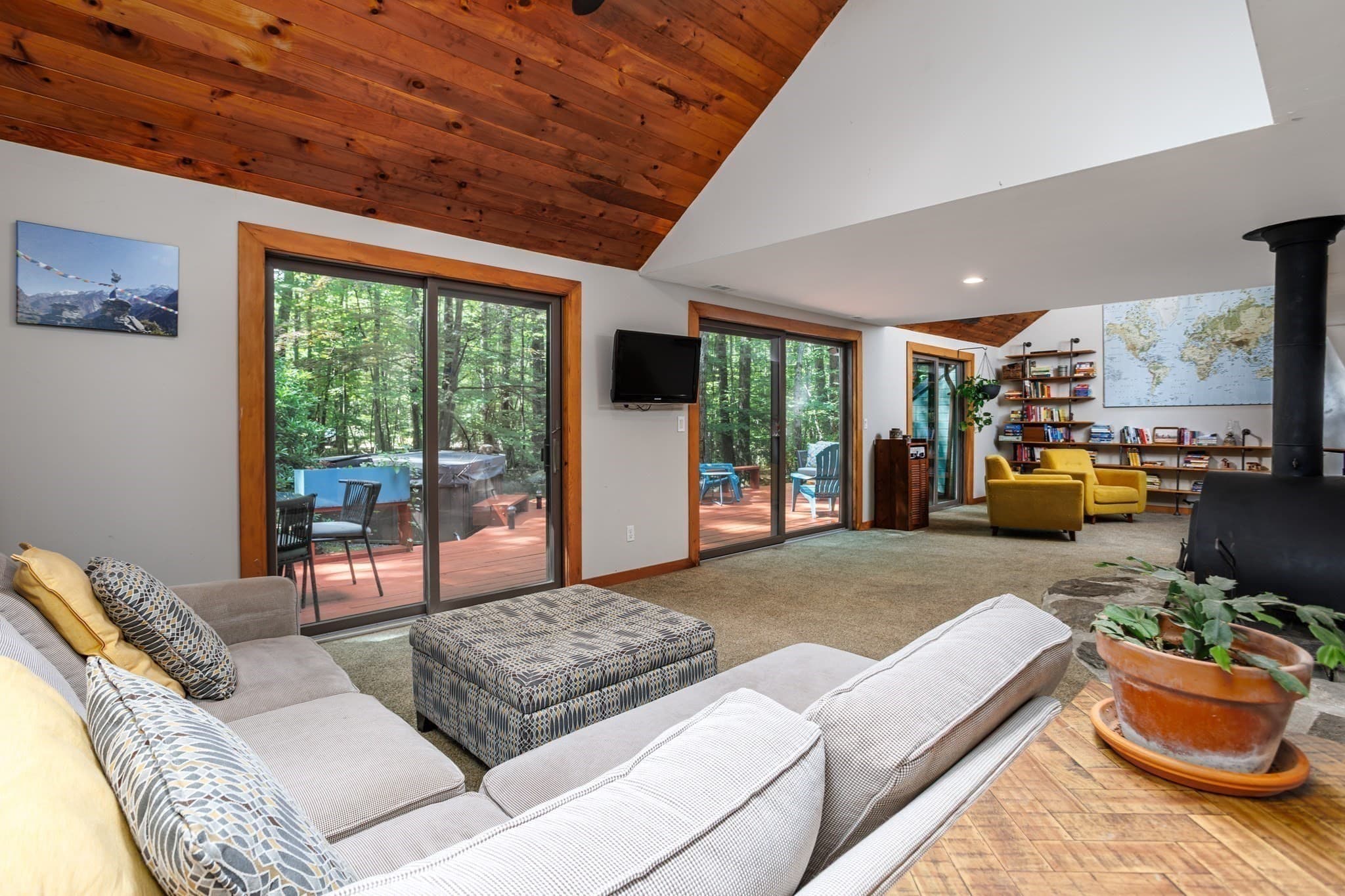 Single Family Residence at 23-25 Hog Hill Rd, Pepperell MA 01463, Pepperell, photo 11 of 41