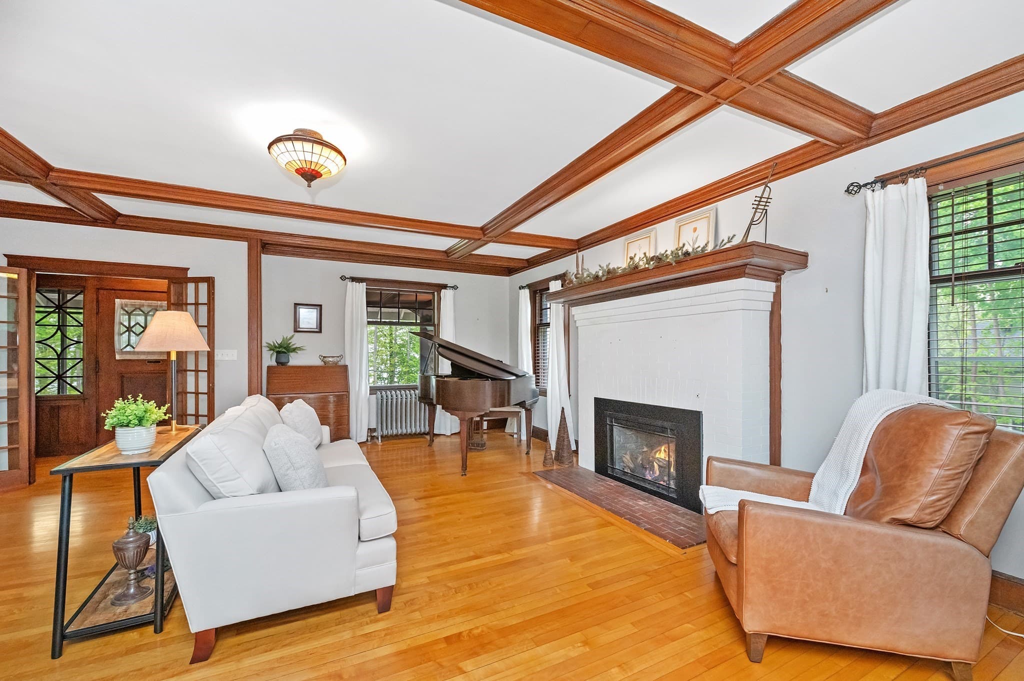 Single Family Residence at 12 Newton Rd, Haverhill MA 01830, photo 5 of 36