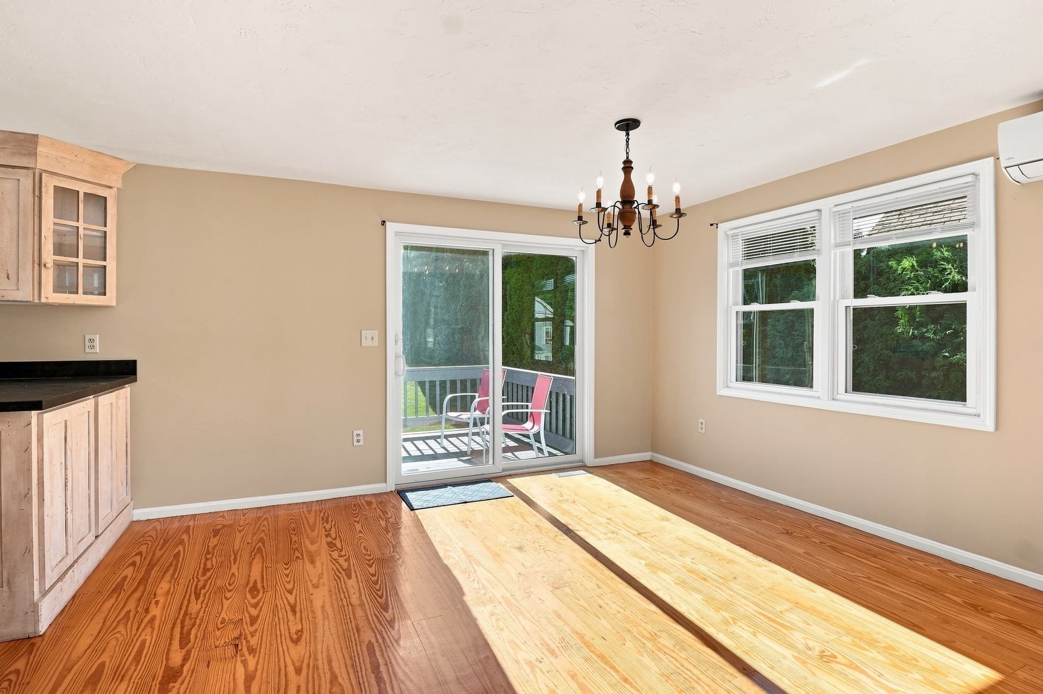 Single Family Residence at 679-A Burncoat Street, Worcester MA 01606, Worcester, photo 8 of 27