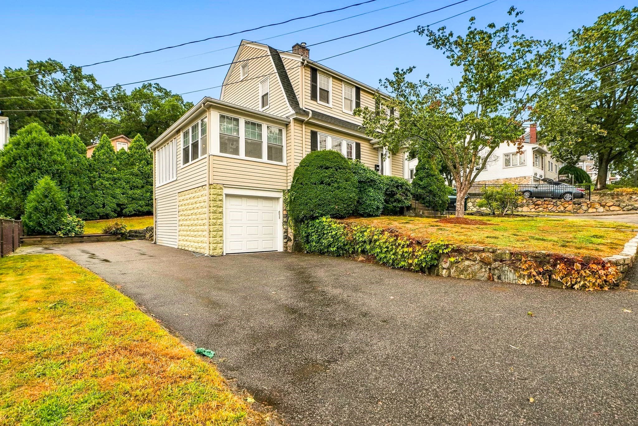 Single Family Residence at 46 Prentice St, Waltham MA 02451, photo 3 of 40