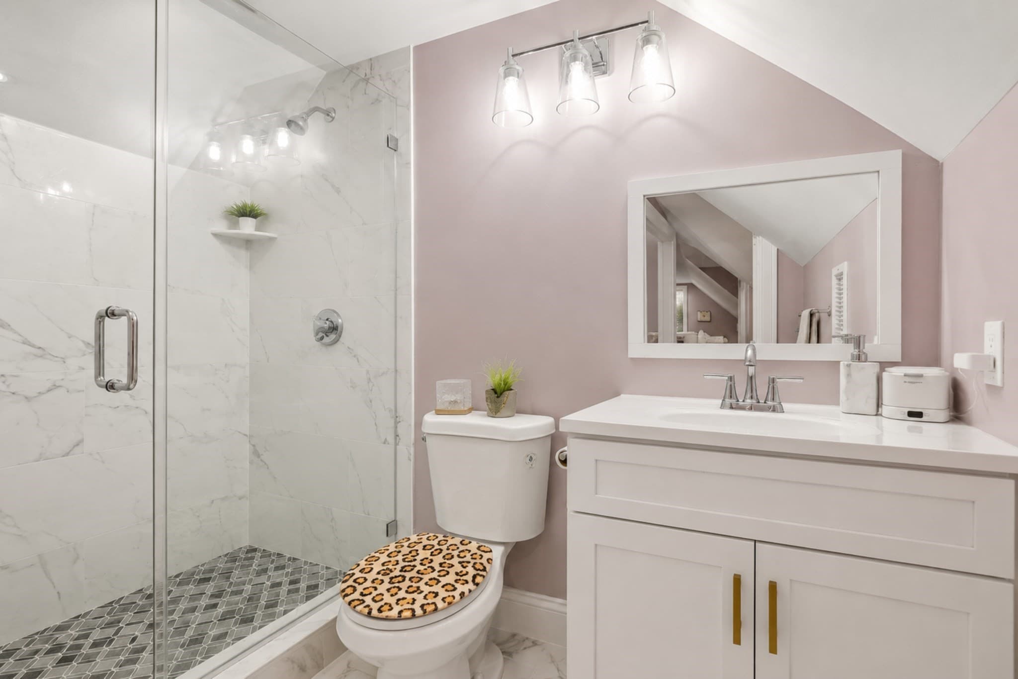Condominium at 41 Union St # A, Weymouth MA 02190, photo 17 of 27
