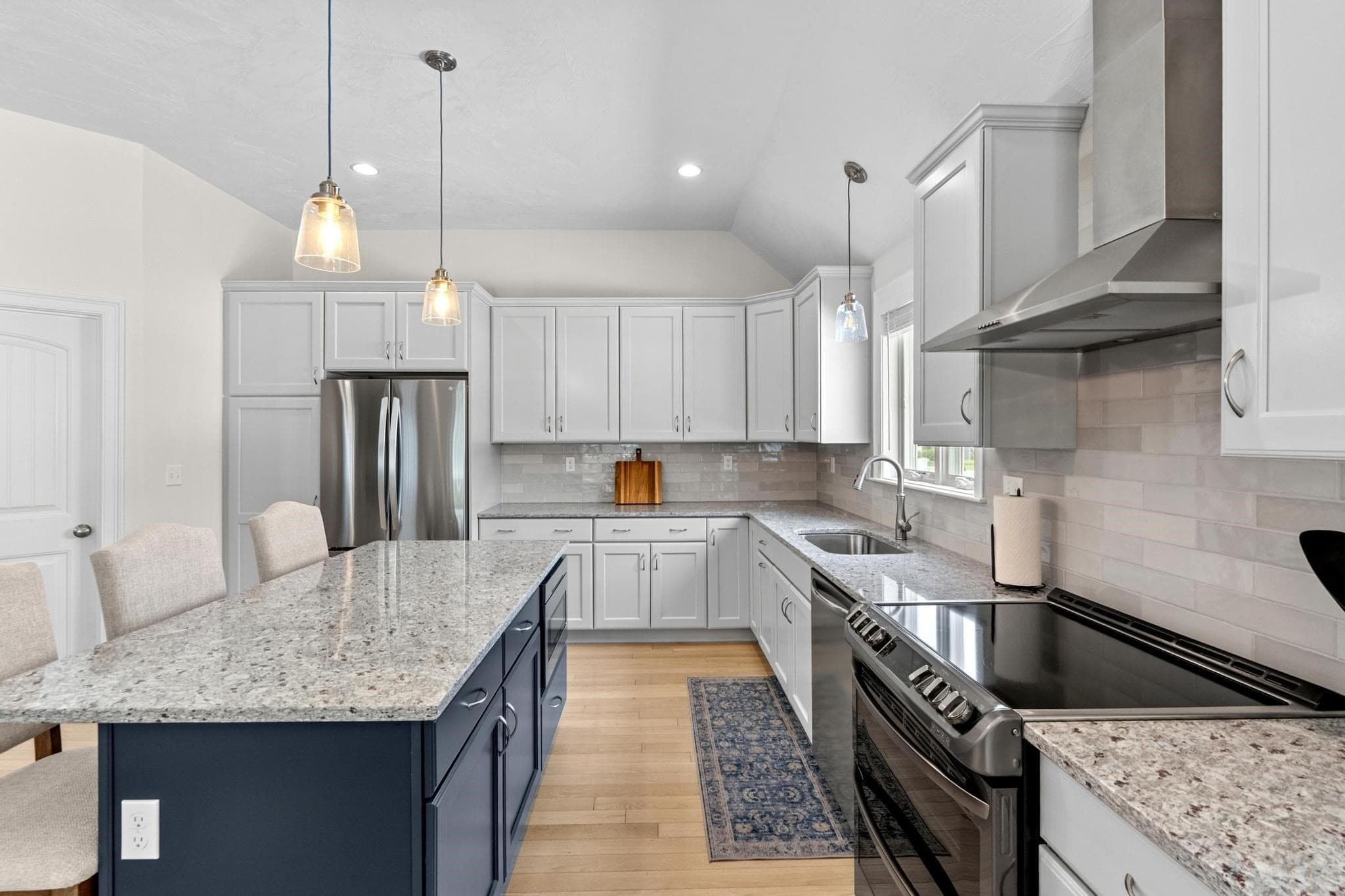 Single Family Residence at 16 Wedge Drive, Lakeville MA 02347, Lakeville, photo 5 of 37
