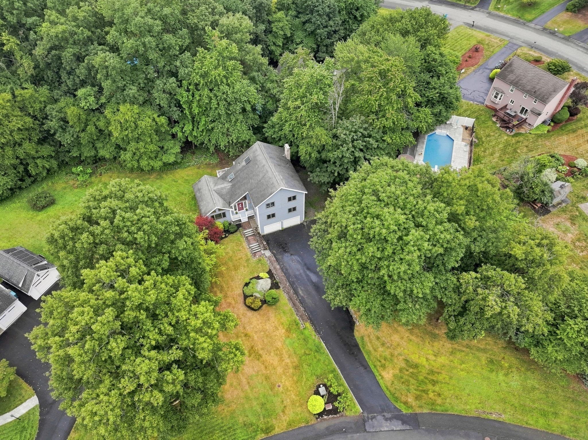 Single Family Residence at 1 Utica Dr, Hudson MA 01749, Hudson, photo 3 of 36