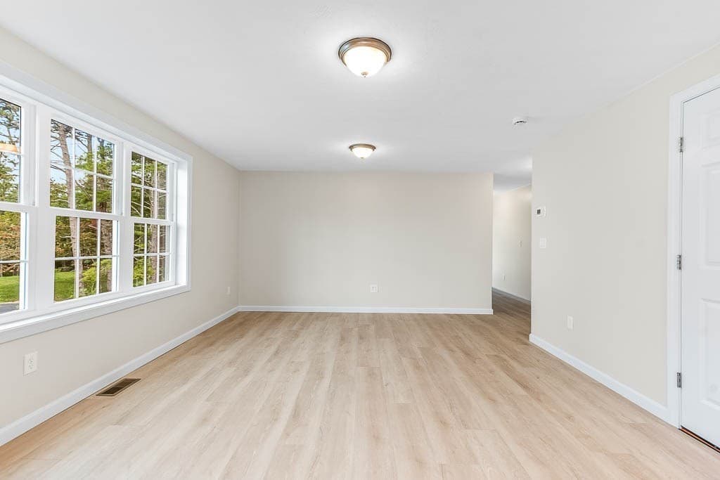 Single Family Residence at 23 Bumblebee Dr., Plymouth MA 02360, photo 8 of 23