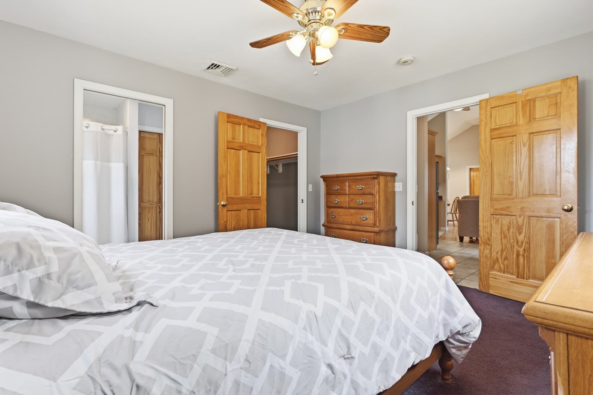 Single Family Residence at 6 Oak Road, Littleton MA 01460, Littleton, photo 22 of 29