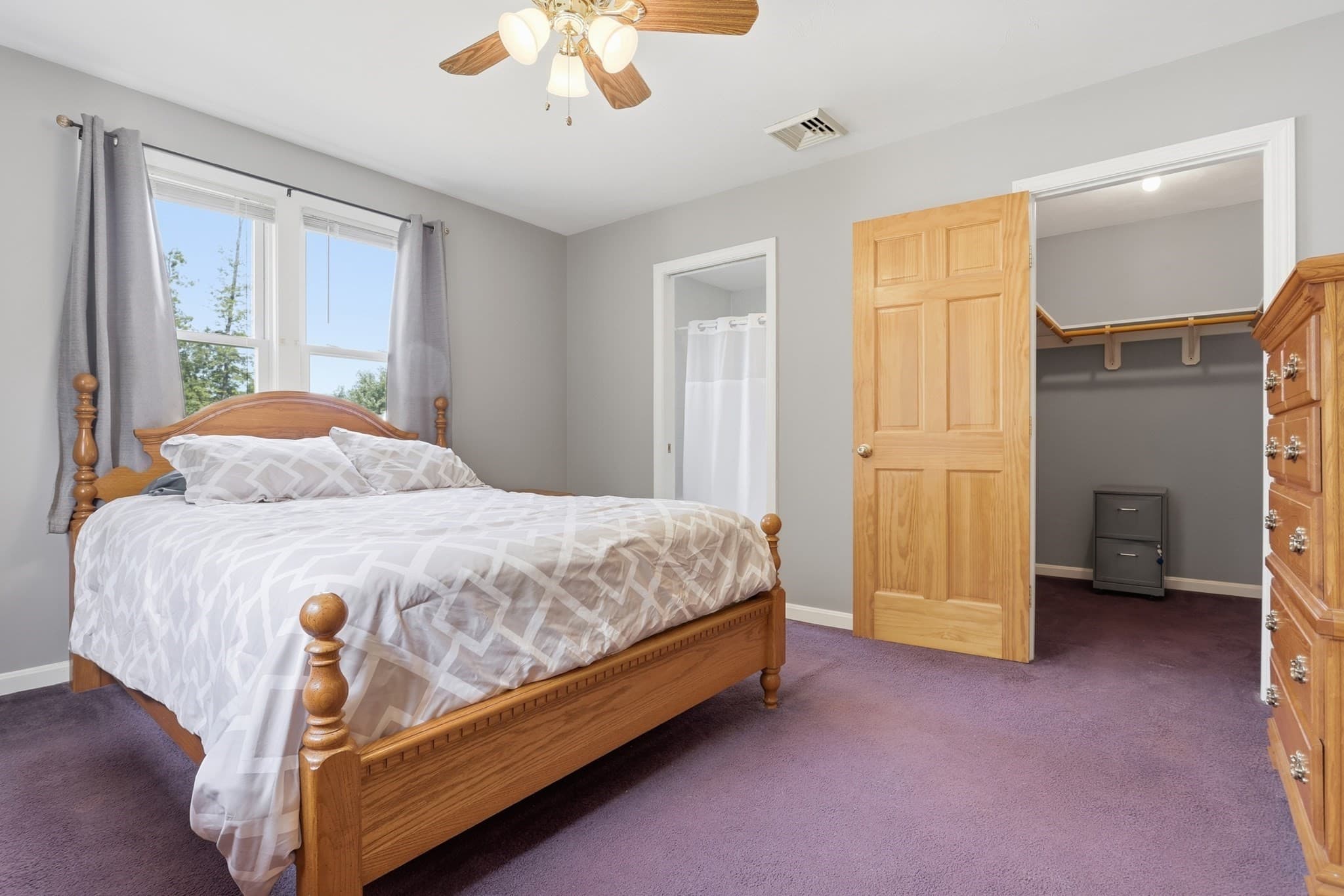 Single Family Residence at 6 Oak Road, Littleton MA 01460, Littleton, photo 20 of 29