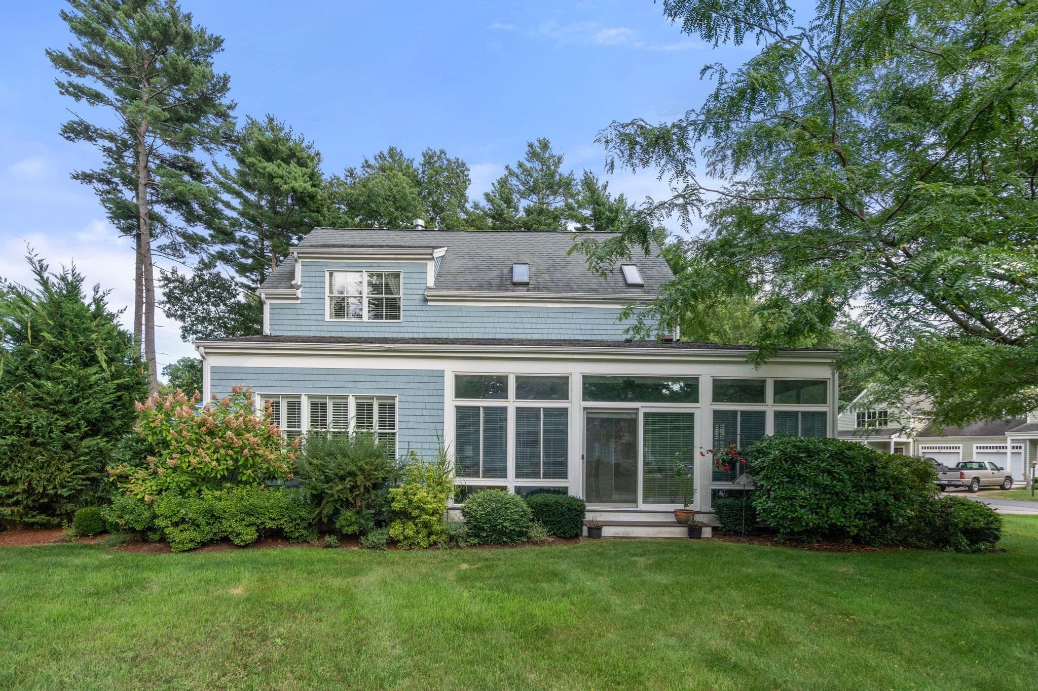 Condominium at 31 Hathaway Pond Cir # 31, Rochester MA 02770, Rochester, photo 2 of 42