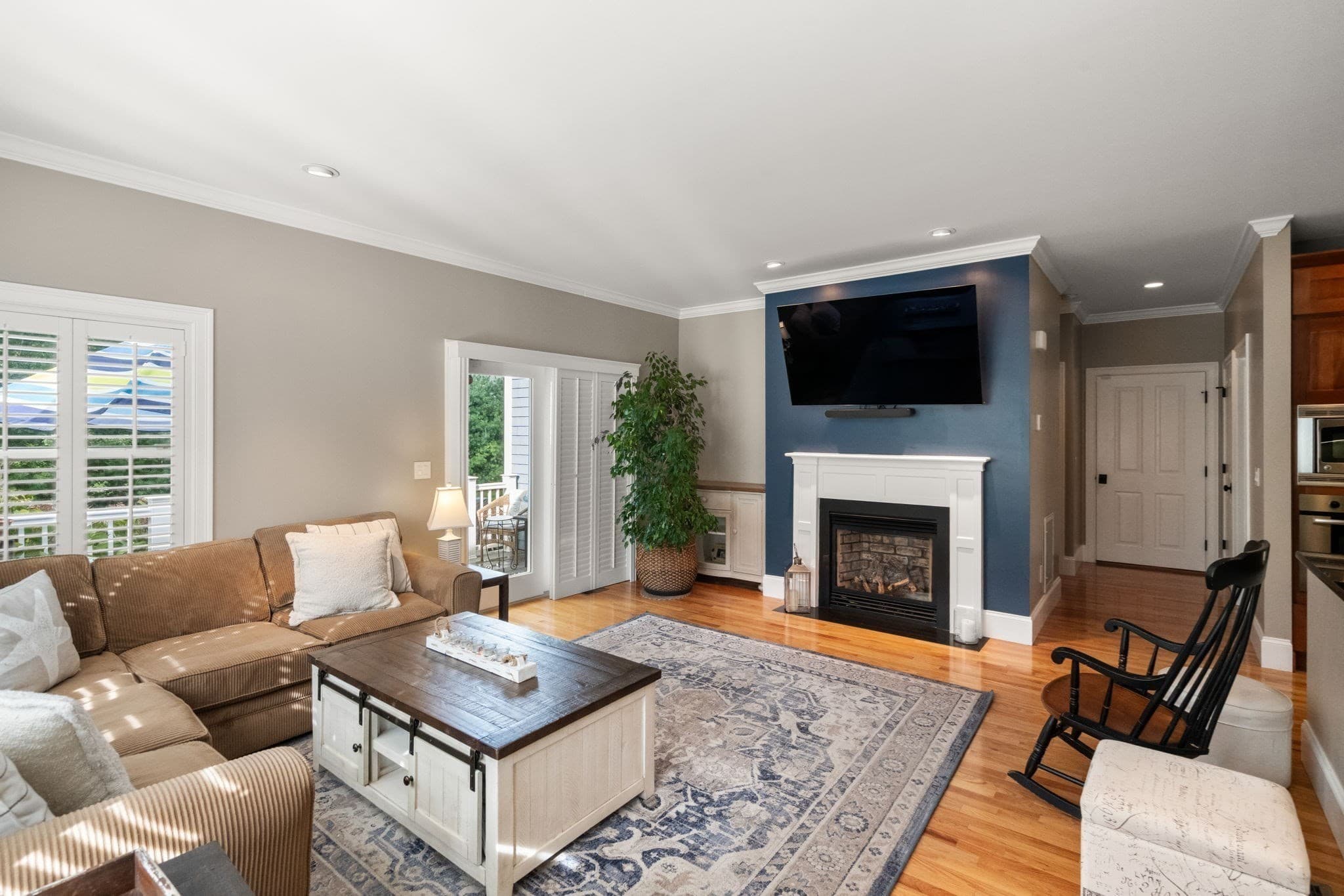 Condominium at 31 Hathaway Pond Cir # 31, Rochester MA 02770, Rochester, photo 10 of 42