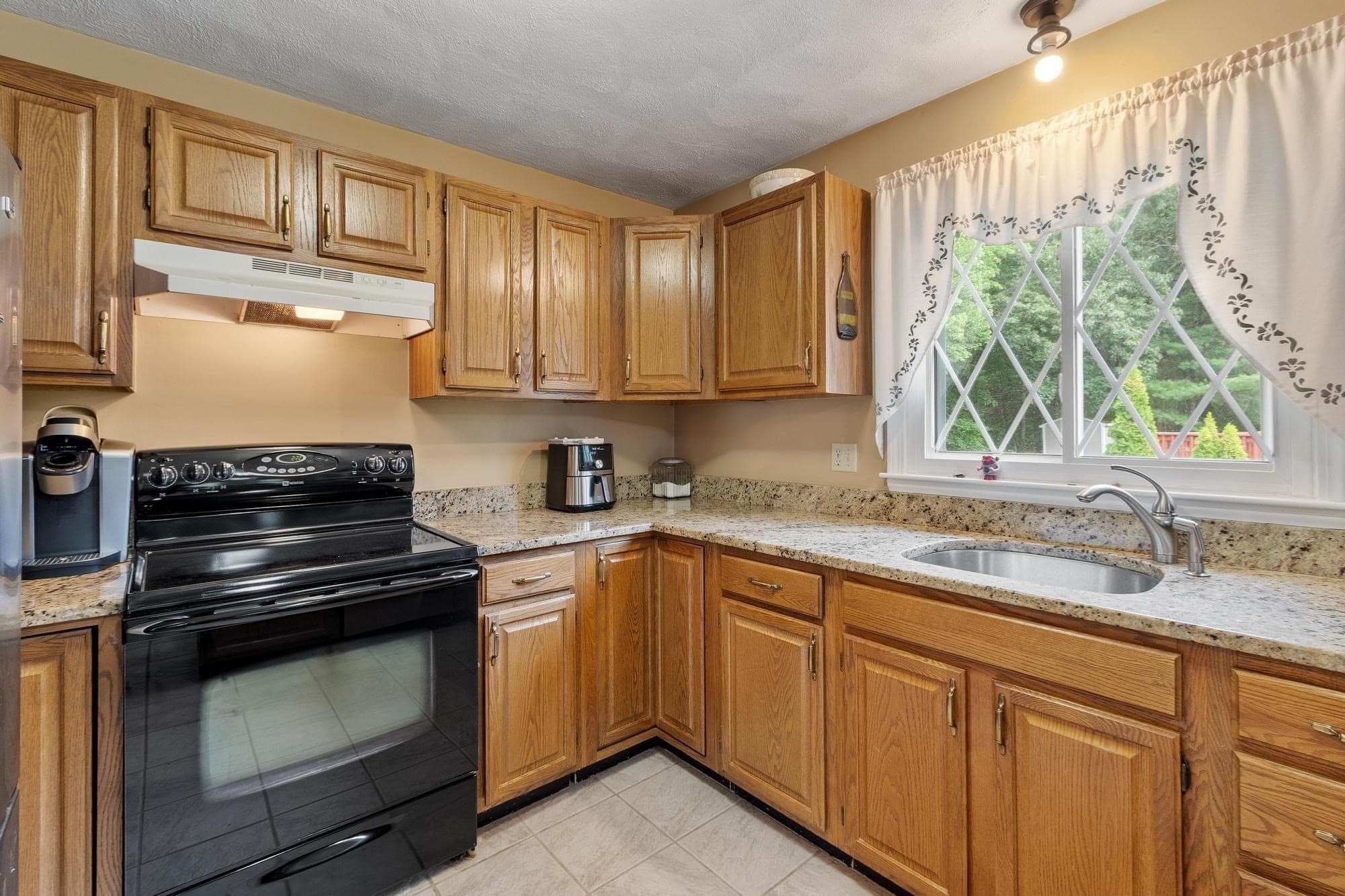 Single Family Residence at 3101 Pouliot Pl, Wilmington MA 01887, Wilmington, photo 13 of 42