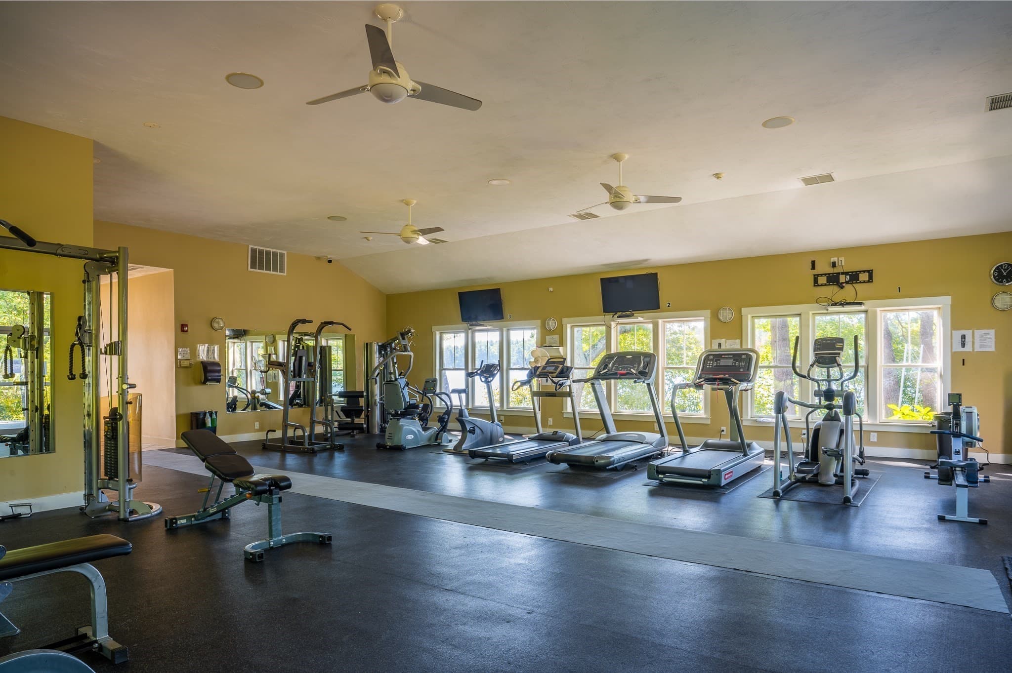 Condominium at 37 Fox Run # 37, Westford MA 01886, photo 26 of 29