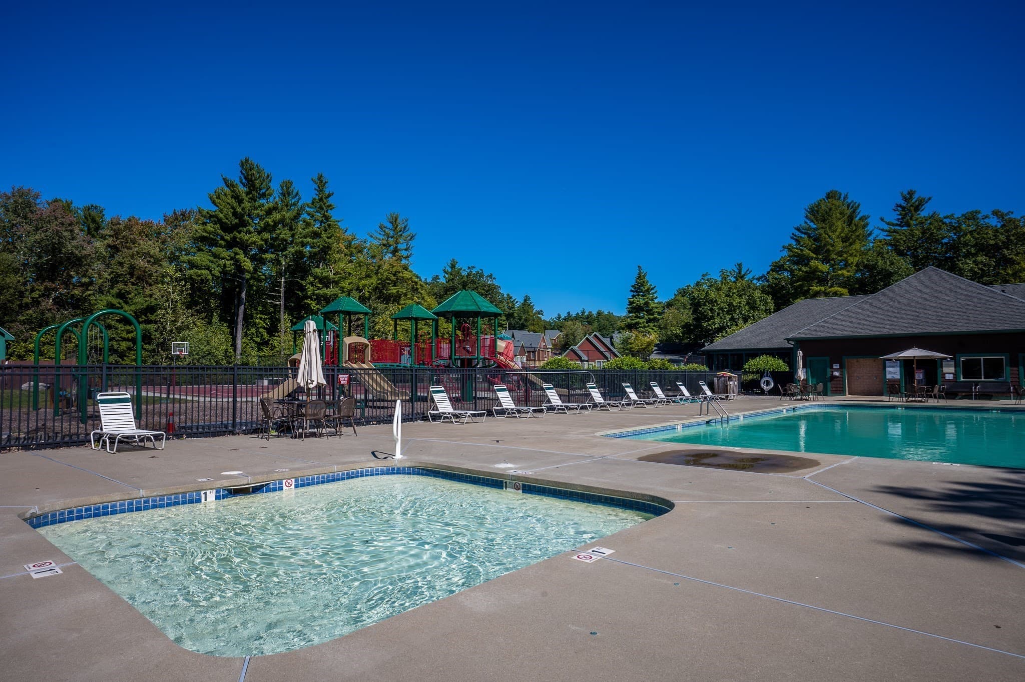 Condominium at 37 Fox Run # 37, Westford MA 01886, photo 18 of 29