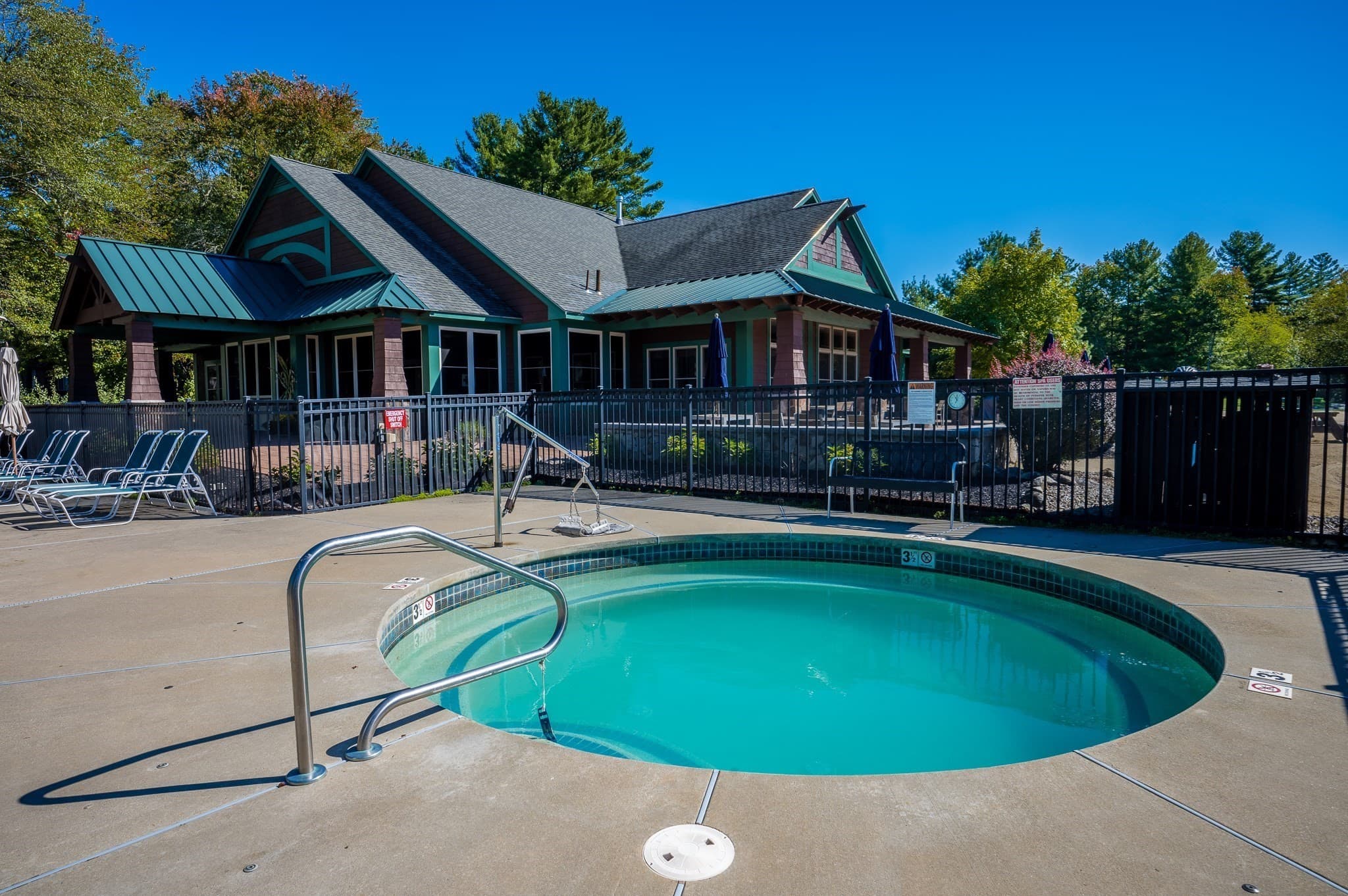 Condominium at 37 Fox Run # 37, Westford MA 01886, photo 21 of 29