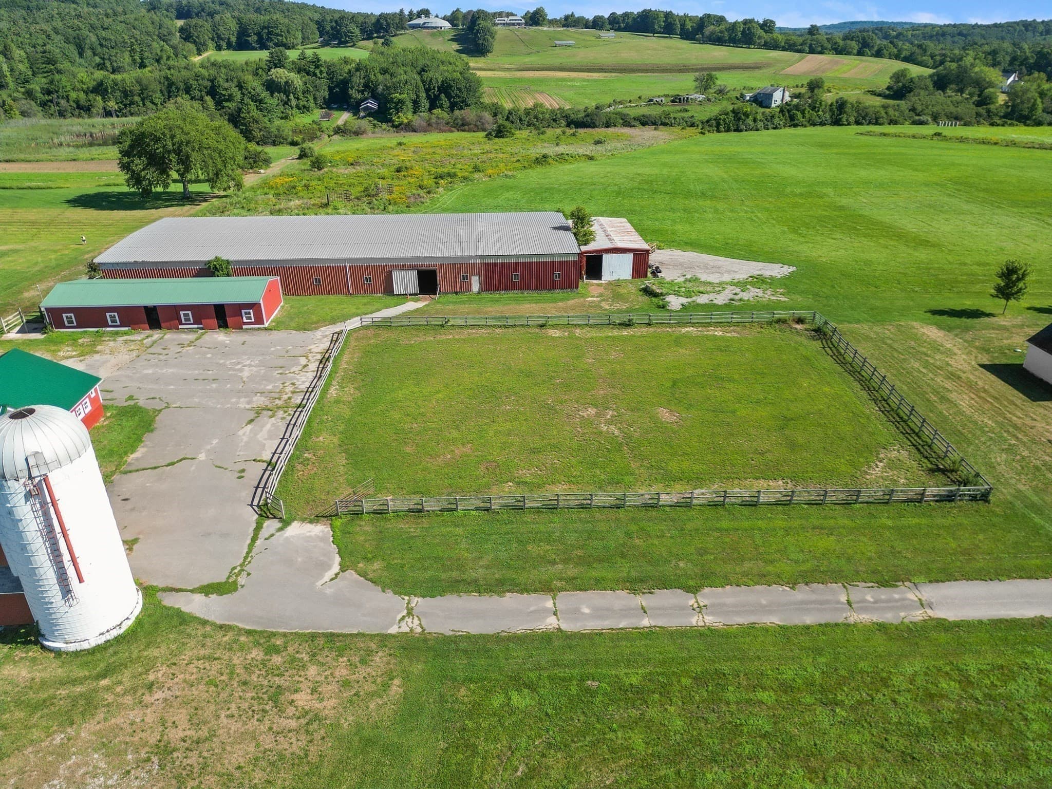 Equestrian at 87 S Hampton Rd, Amesbury MA 01913, Amesbury, photo 16 of 42