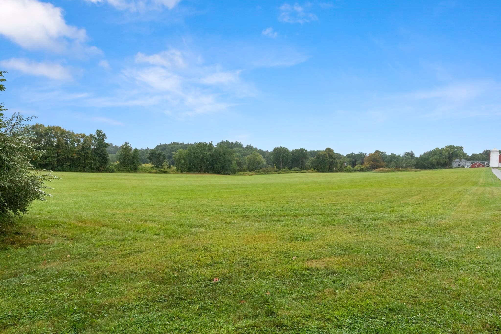 Equestrian at 87 S Hampton Rd, Amesbury MA 01913, Amesbury, photo 9 of 42