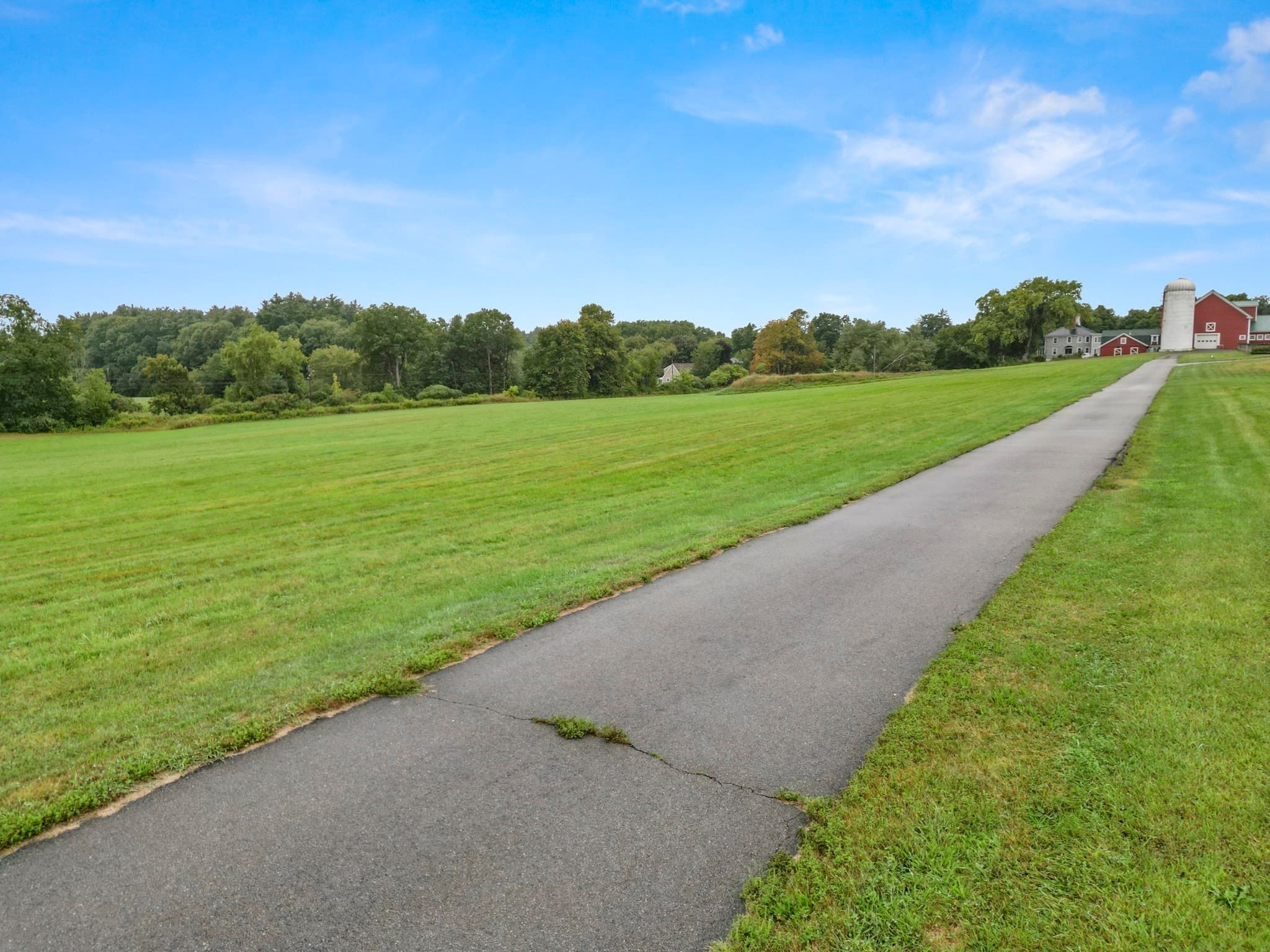 Equestrian at 87 S Hampton Rd, Amesbury MA 01913, Amesbury, photo 38 of 42