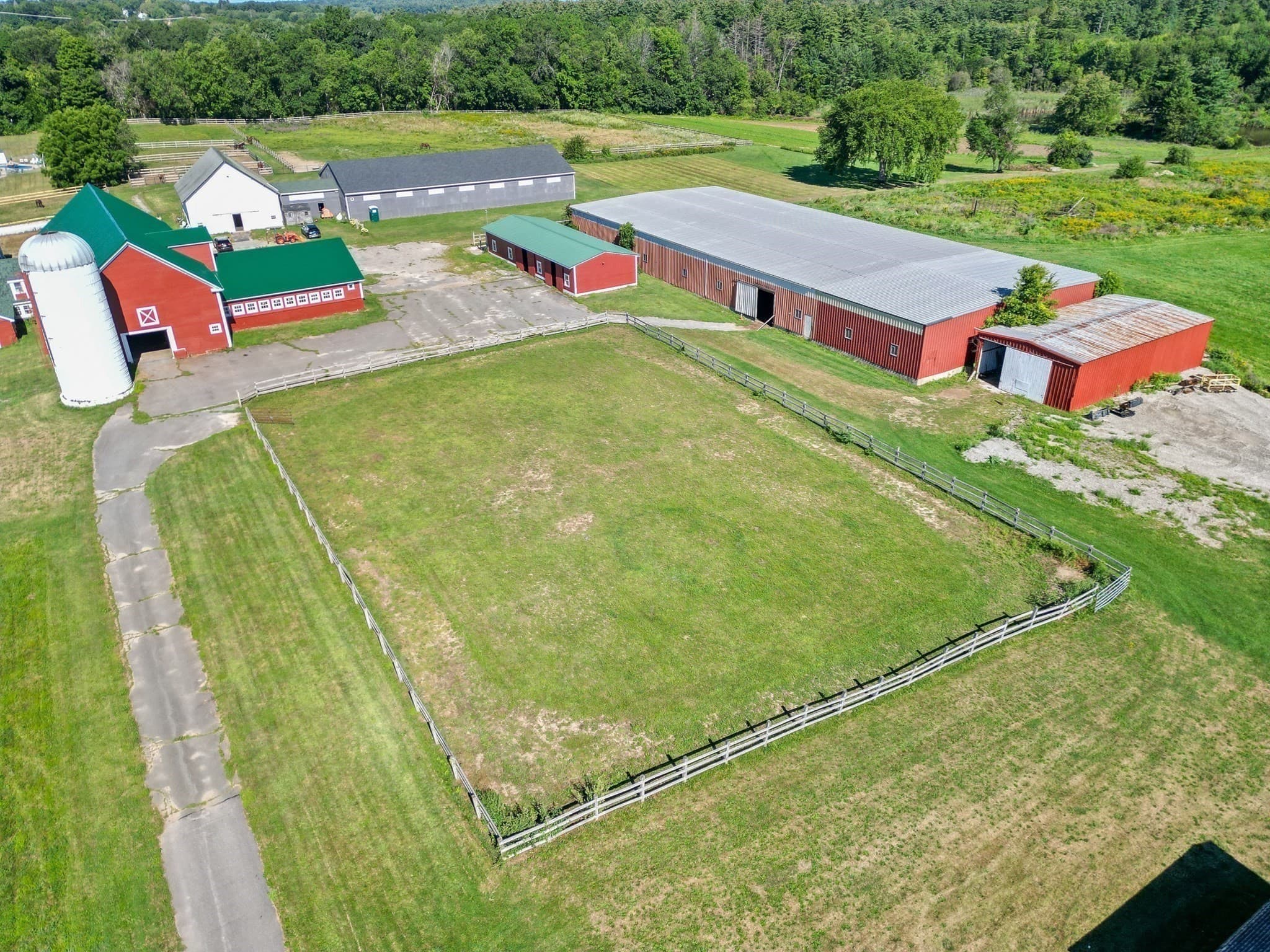 Equestrian at 87 S Hampton Rd, Amesbury MA 01913, Amesbury, photo 14 of 42