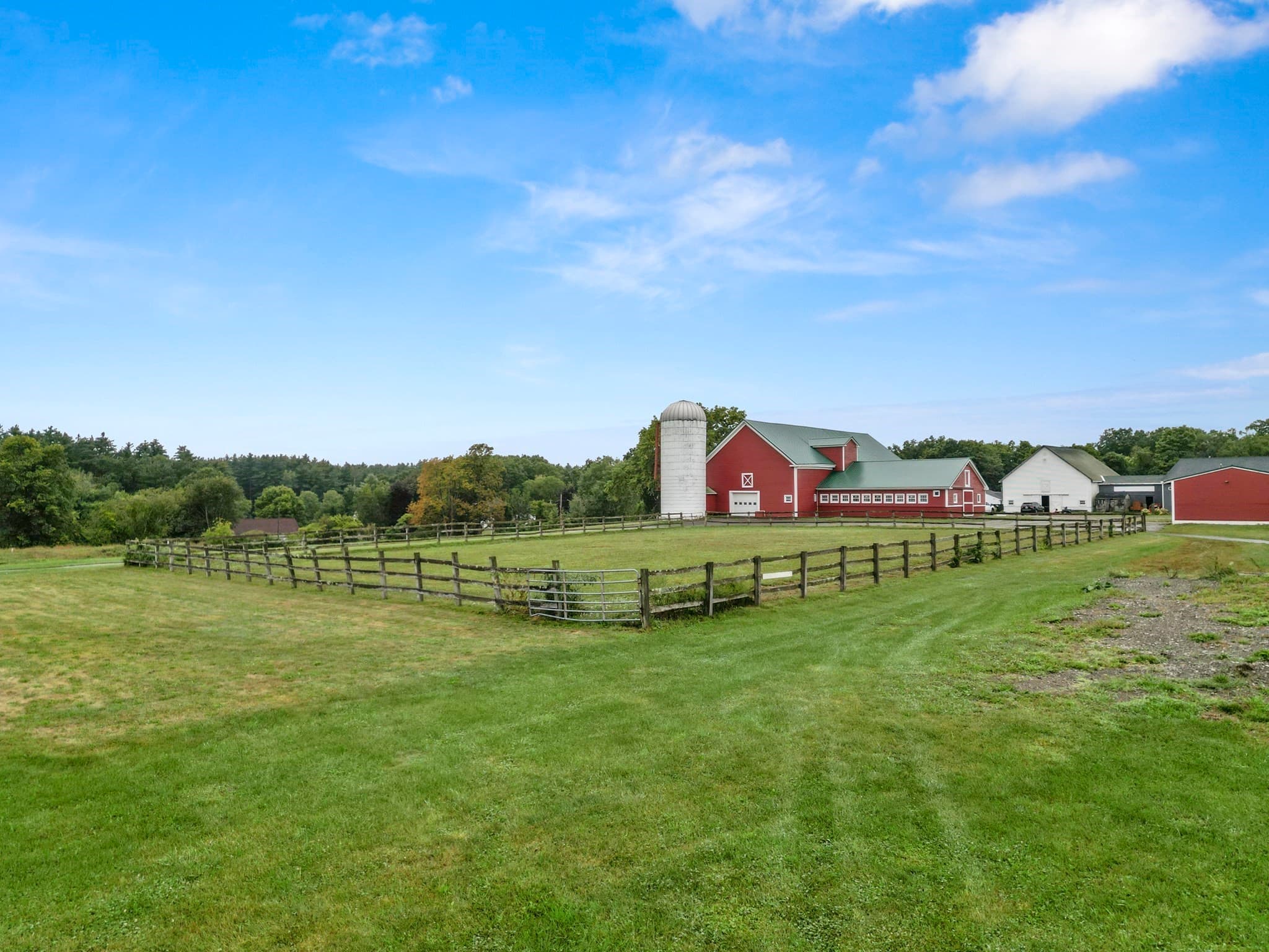 Equestrian at 87 S Hampton Rd, Amesbury MA 01913, Amesbury, photo 8 of 42