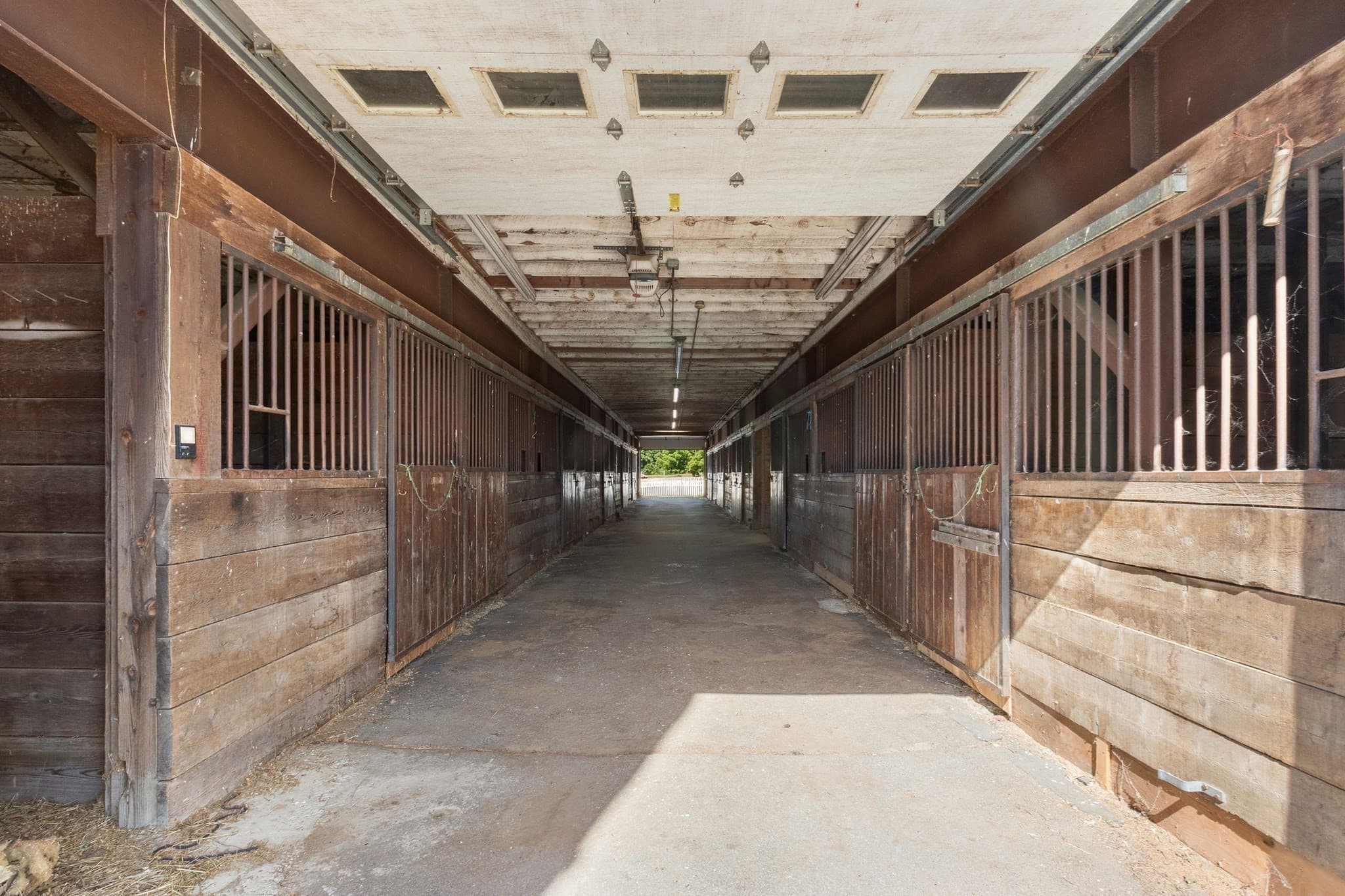 Equestrian at 87 S Hampton Rd, Amesbury MA 01913, Amesbury, photo 25 of 42
