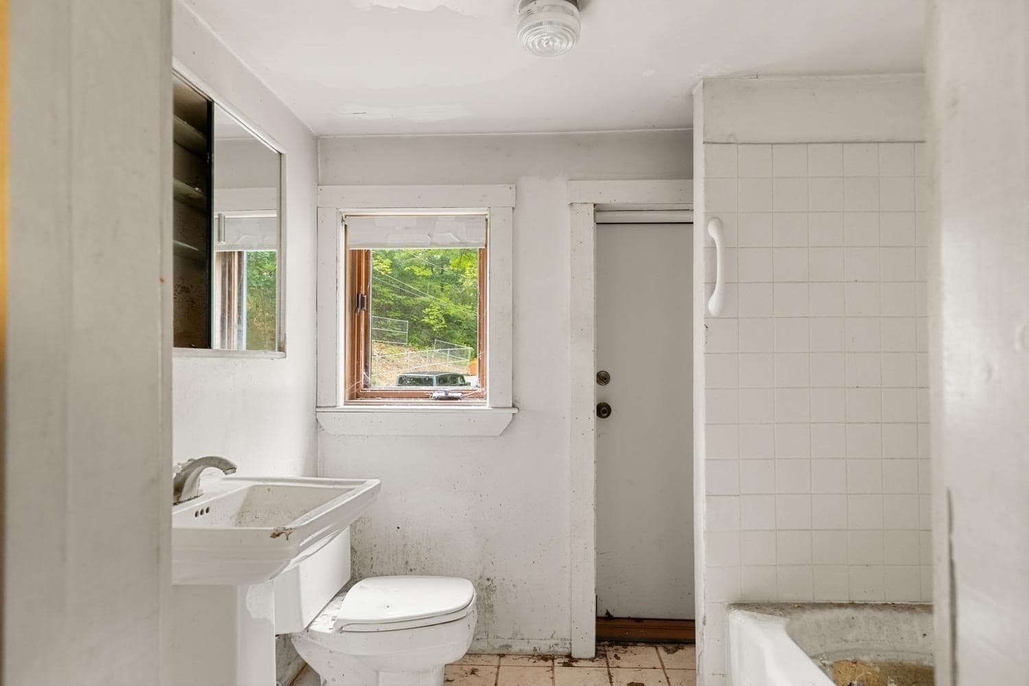 Single Family Residence at 29 Beachview Terrace, Malden MA 02148, Malden, photo 16 of 21