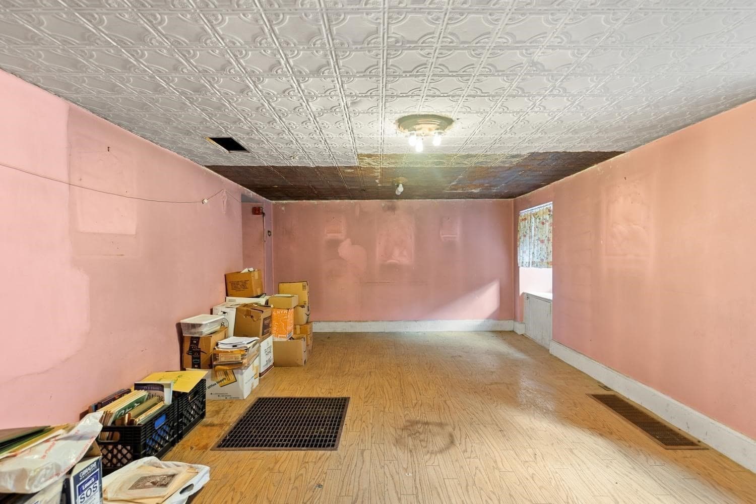 Single Family Residence at 29 Beachview Terrace, Malden MA 02148, Malden, photo 10 of 21