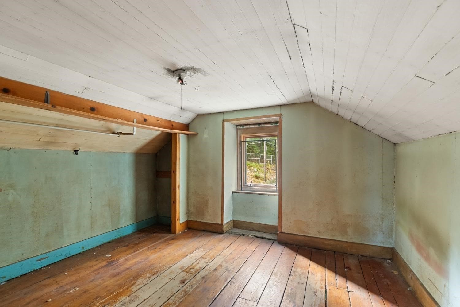 Single Family Residence at 29 Beachview Terrace, Malden MA 02148, Malden, photo 11 of 21