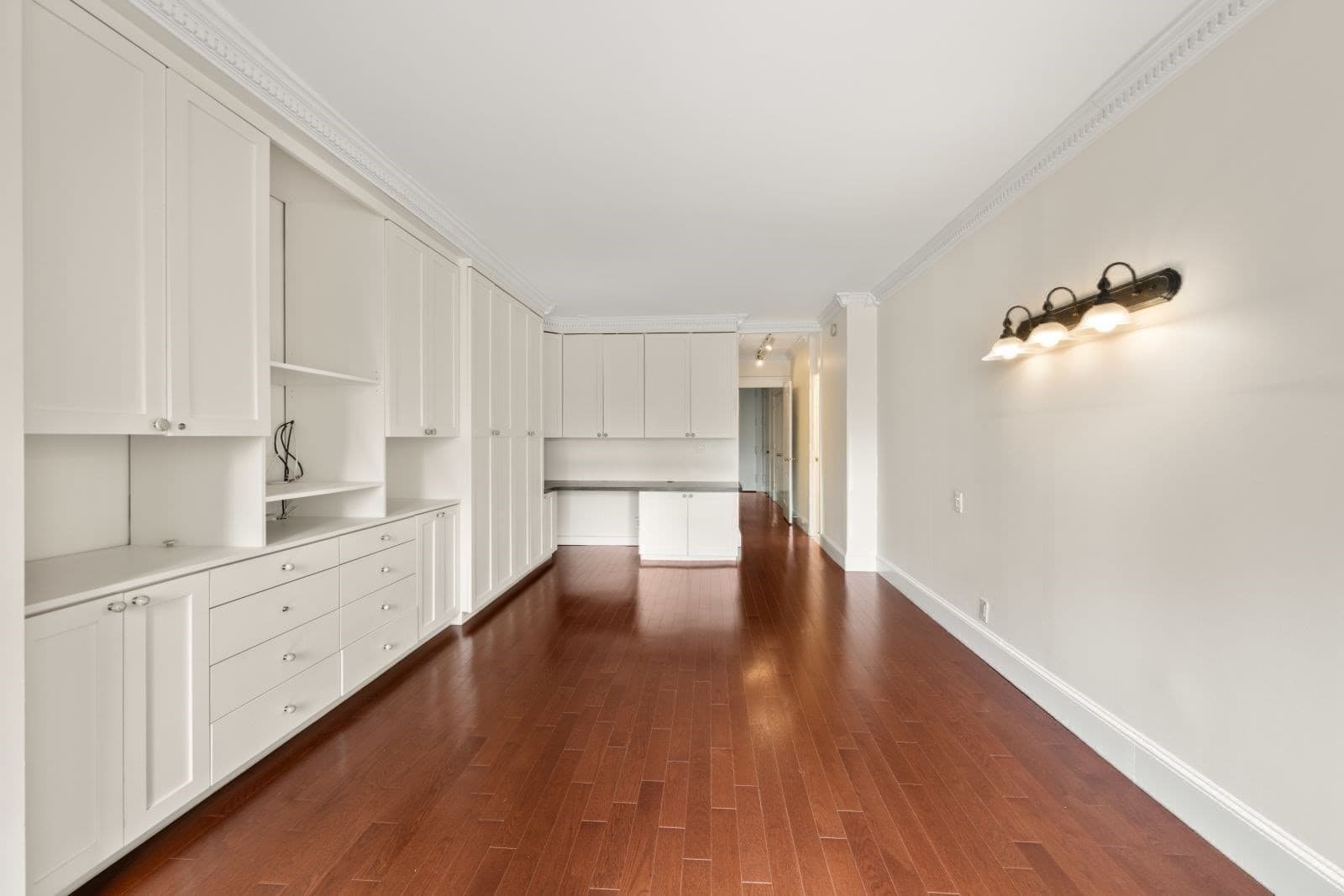 Condominium at 85 East India Row # 10G, Boston MA 02110, photo 23 of 38