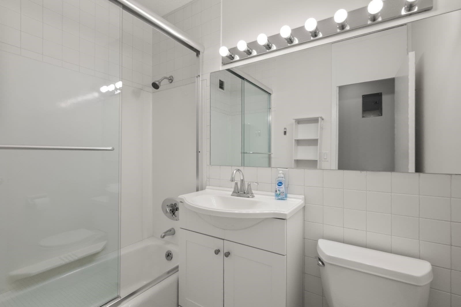 Condominium at 85 East India Row # 10G, Boston MA 02110, photo 26 of 38