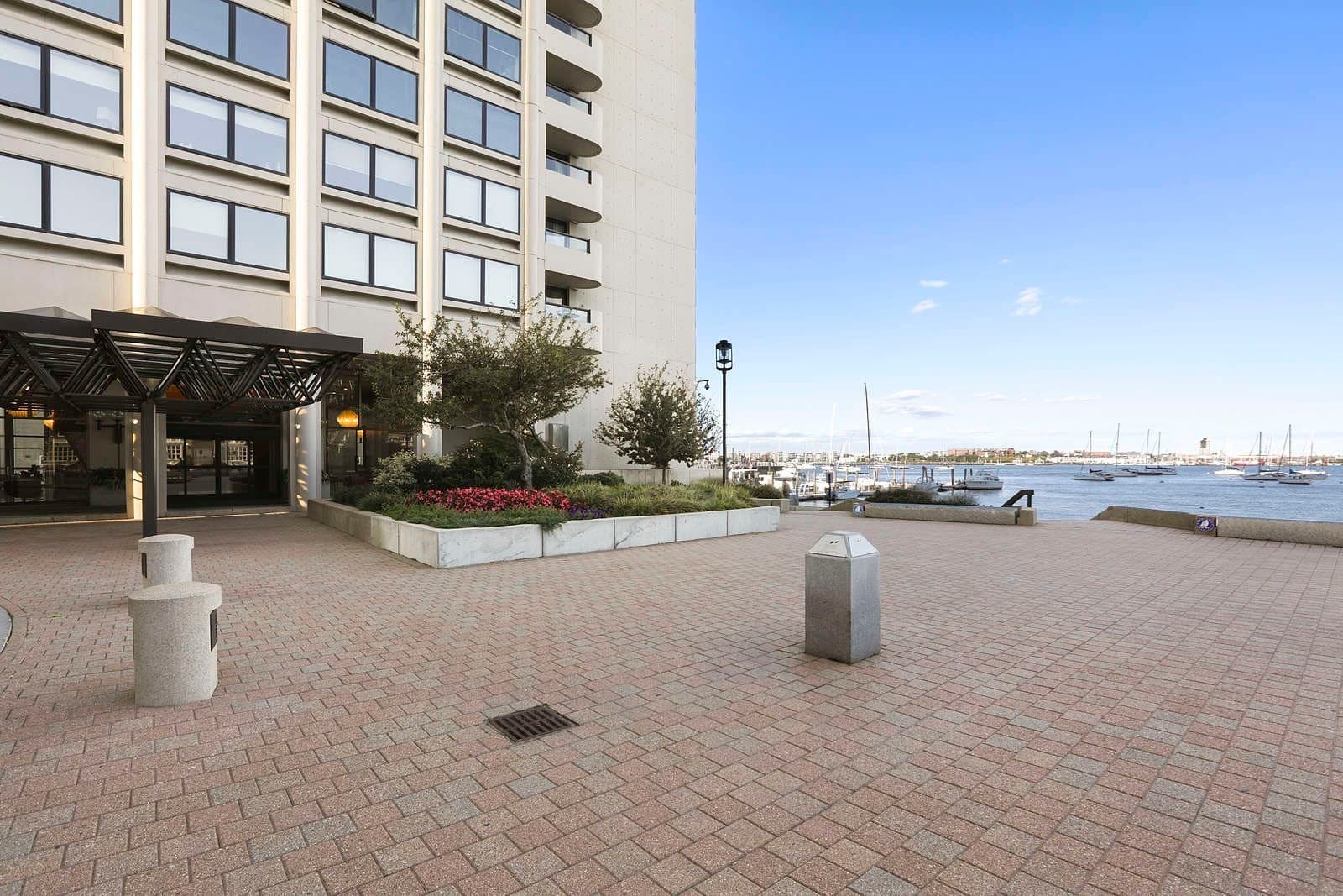 Condominium at 85 East India Row # 10G, Boston MA 02110, photo 34 of 38