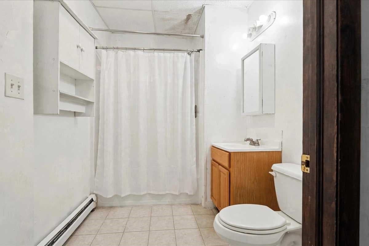 3 Family at 121 Illinois St, Worcester MA 01603, Worcester, photo 16 of 25
