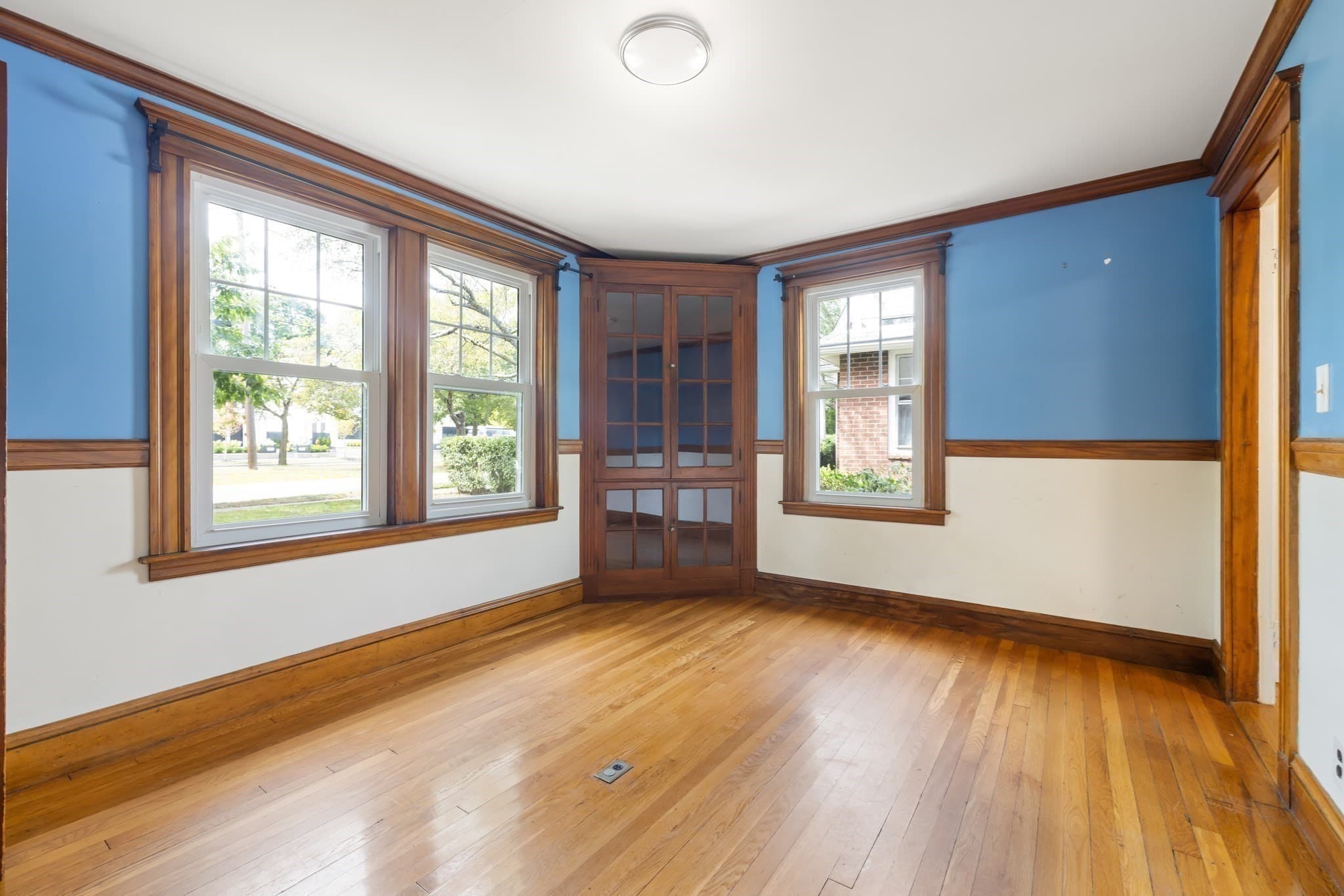 Single Family Residence at 1925 Commonwealth Ave, Newton MA 02466, Newton, photo 12 of 27