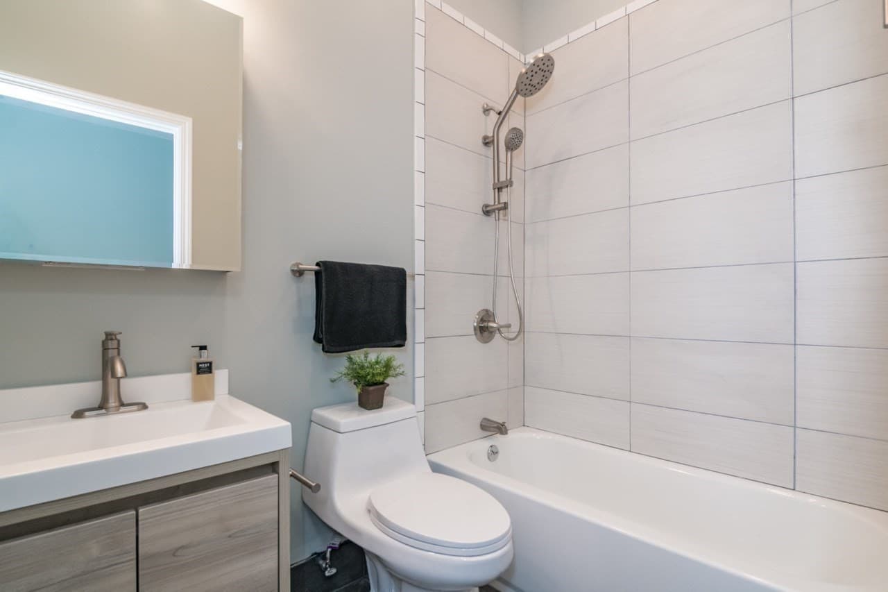 Condominium at 27 Bardwell St. # 4, South Hadley MA 01075, South Hadley, photo 6 of 24