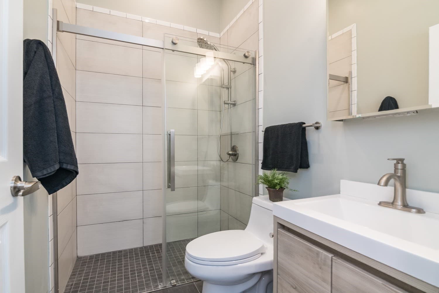 Condominium at 27 Bardwell St. # 4, South Hadley MA 01075, South Hadley, photo 12 of 24
