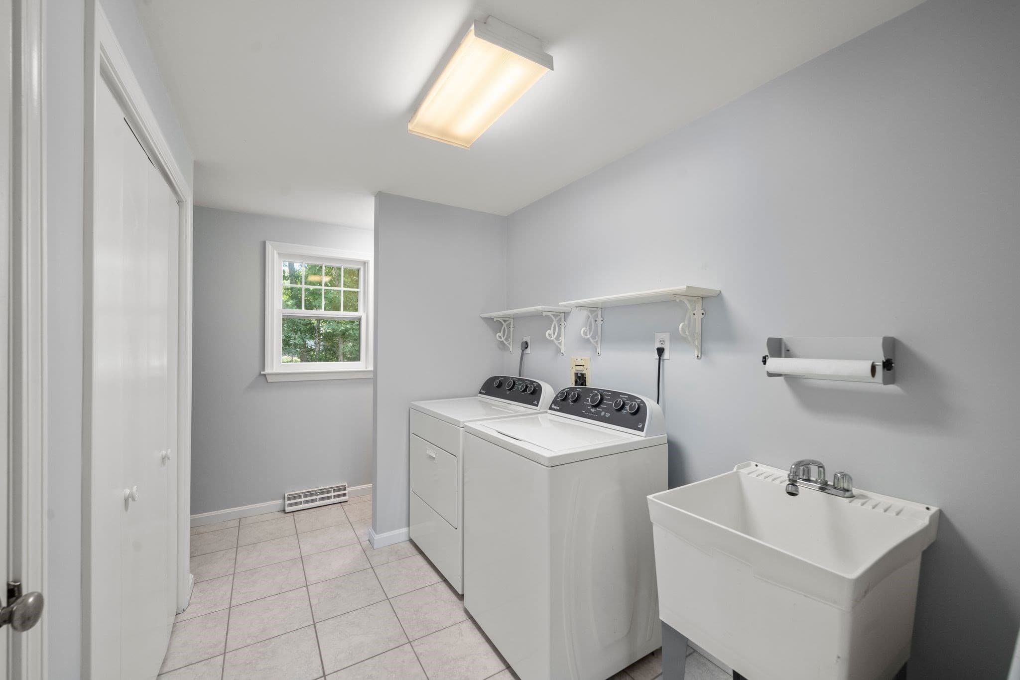 Single Family Residence at 11 Fairways Drive, Harwich MA 02645, Harwich, photo 10 of 36