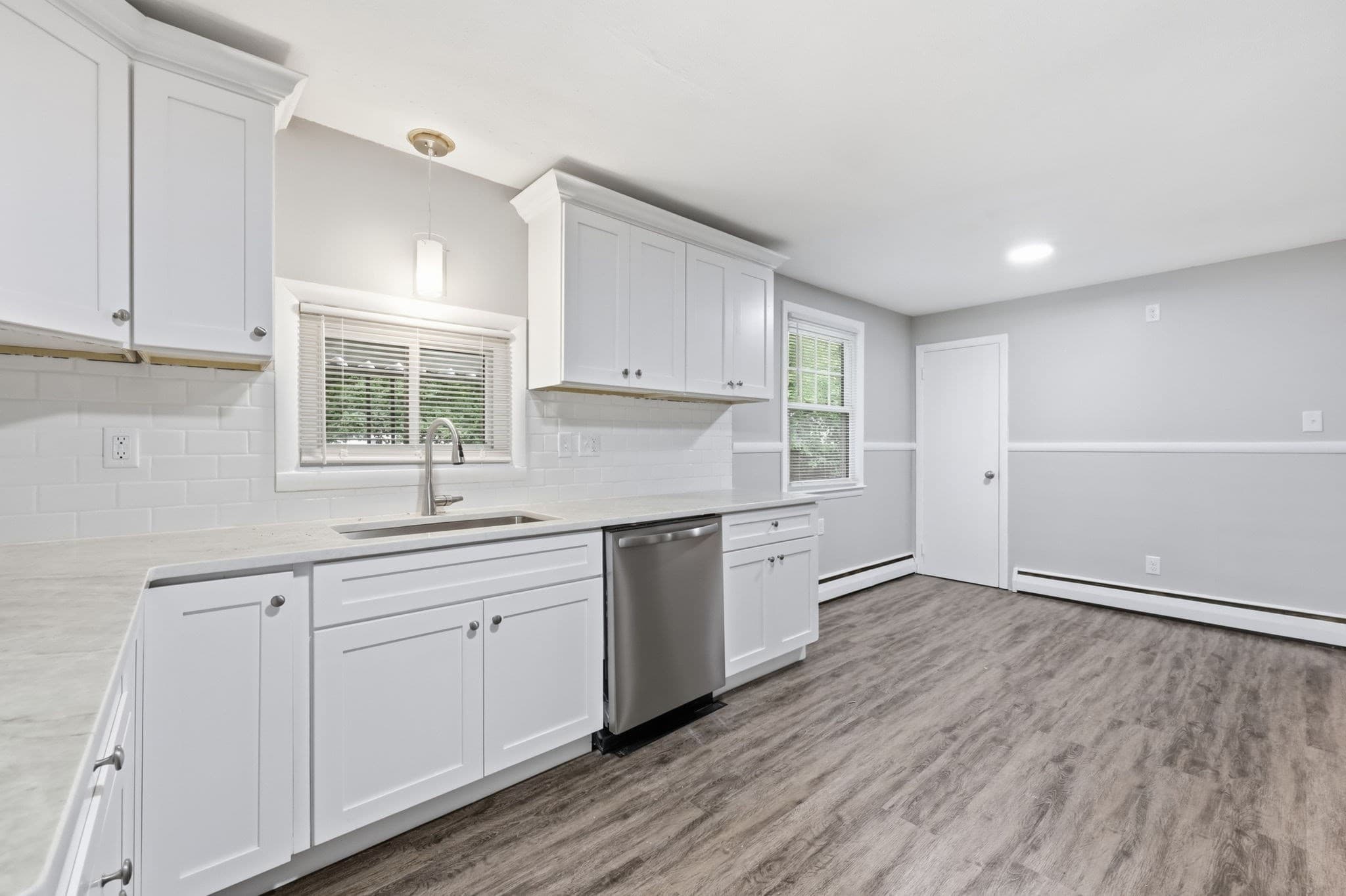 Single Family Residence at 52 Navajo Rd, Springfield MA 01109, Springfield, photo 16 of 24