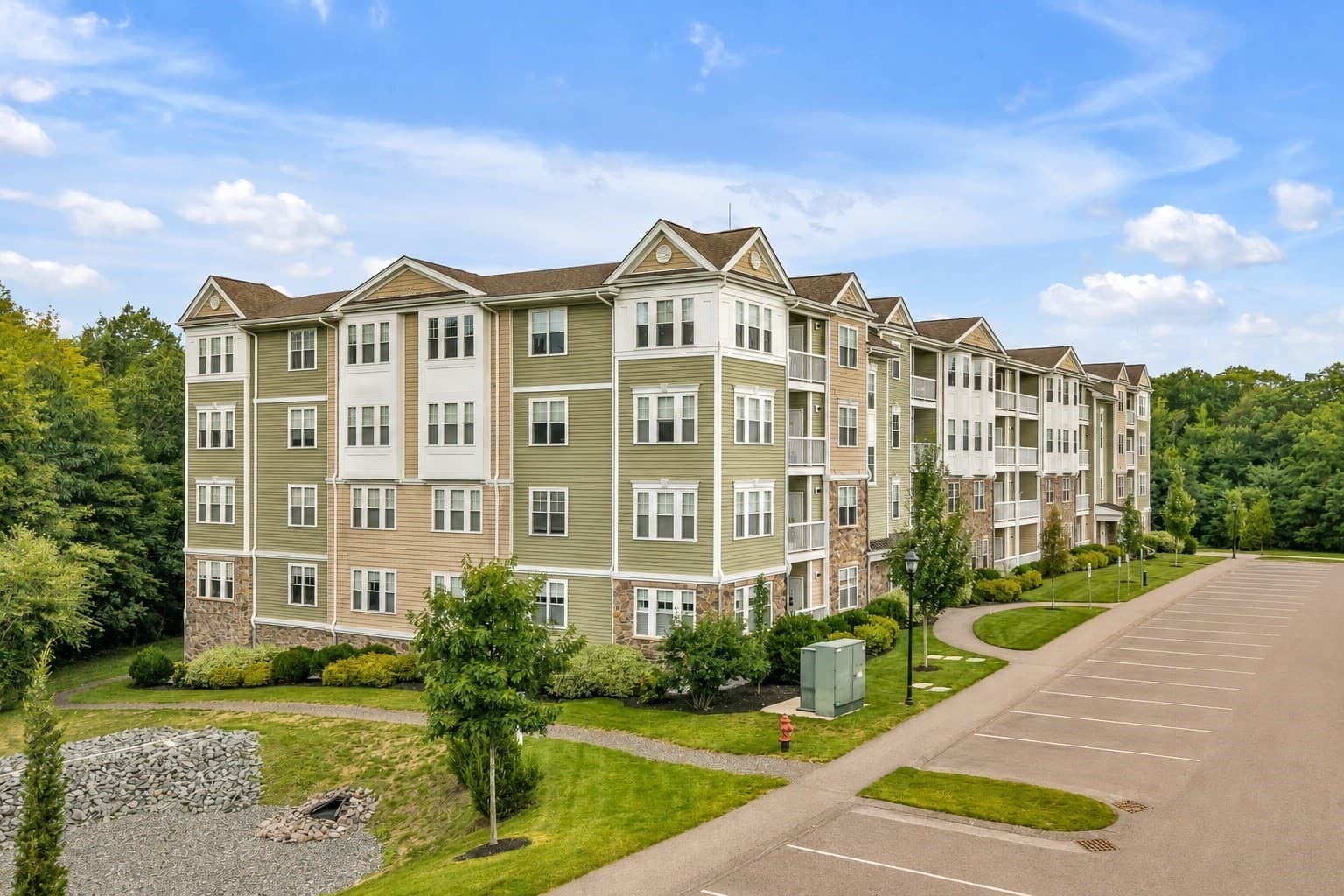 Condominium at 2404 Pennington Dr # 2404, Walpole MA 02081, photo 2 of 37