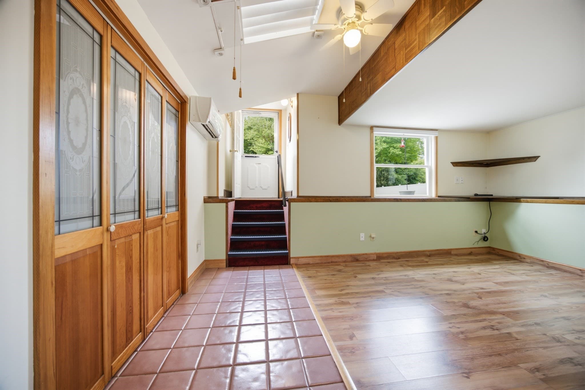 Single Family Residence at 410 Crescent St, East Bridgewater MA 02333, East Bridgewater, photo 8 of 37