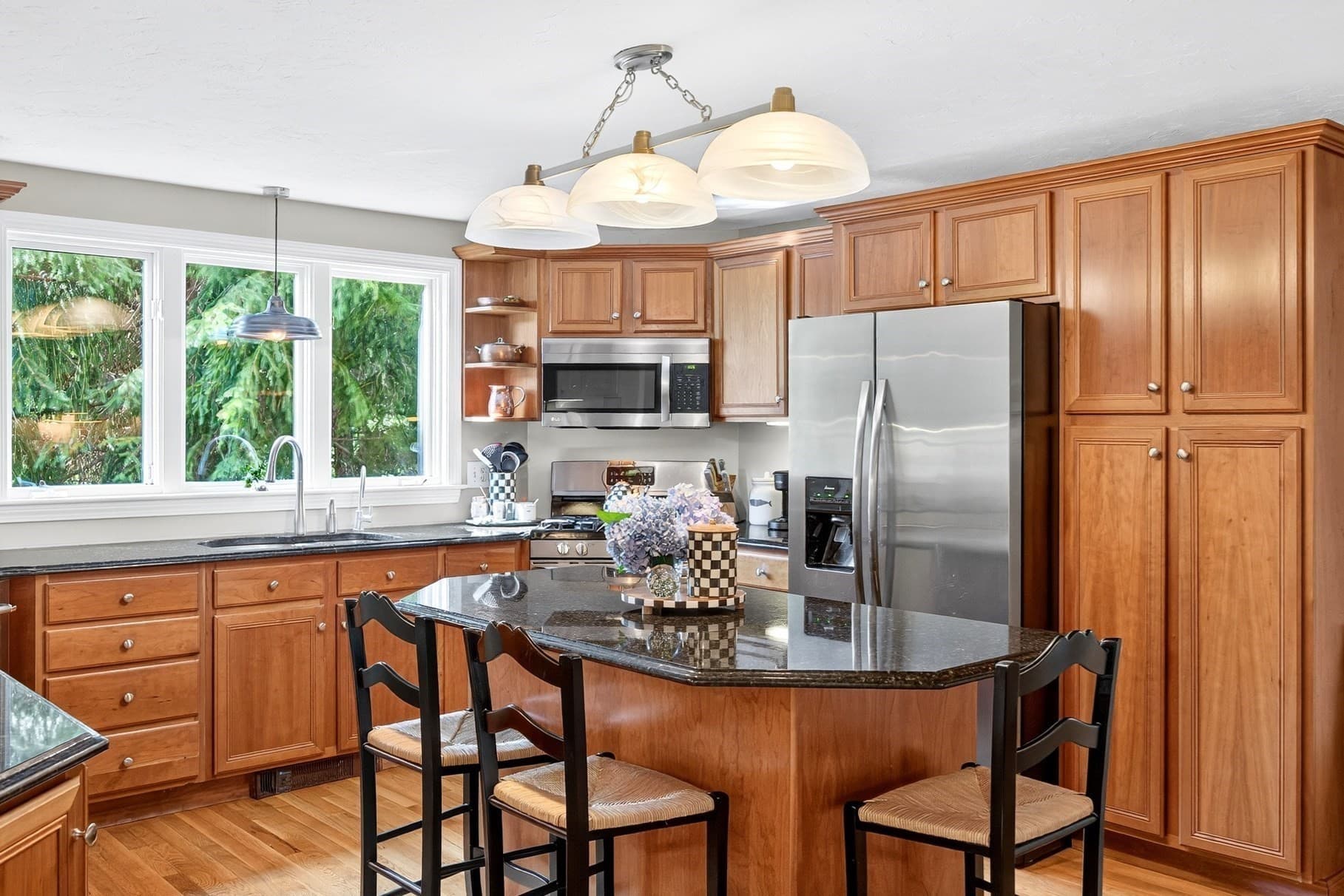 Single Family Residence at 30 Fairview Ln, Plymouth MA 02360, photo 14 of 40