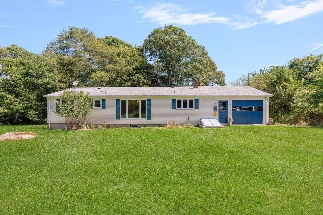 Single Family Residence at 255 251 John Dyer Road, Little Compton RI 02837, Little Compton, photo 2 of 42