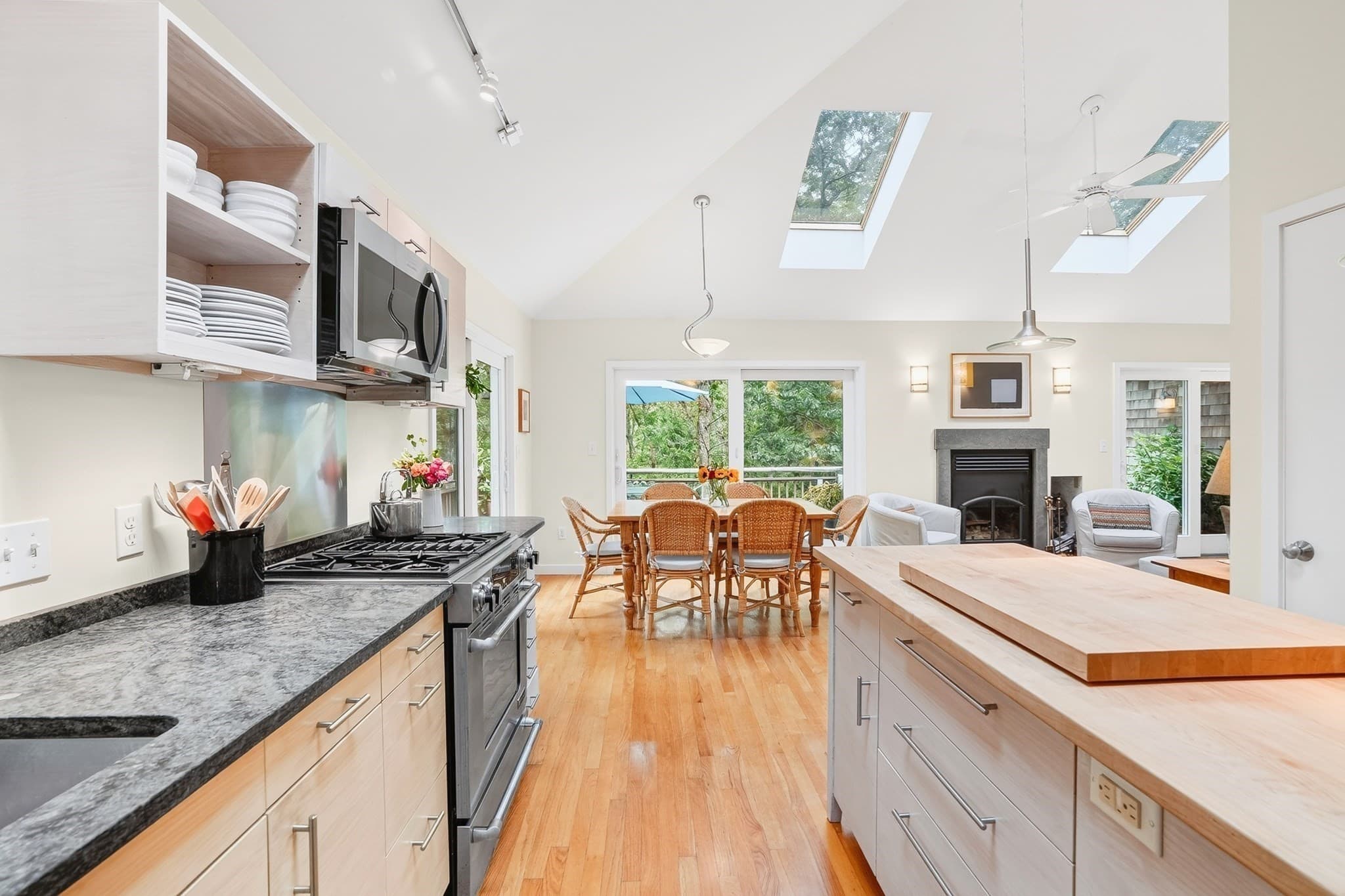 Single Family Residence at 18 Sylvan Avenue, Tisbury MA 02568, photo 18 of 41